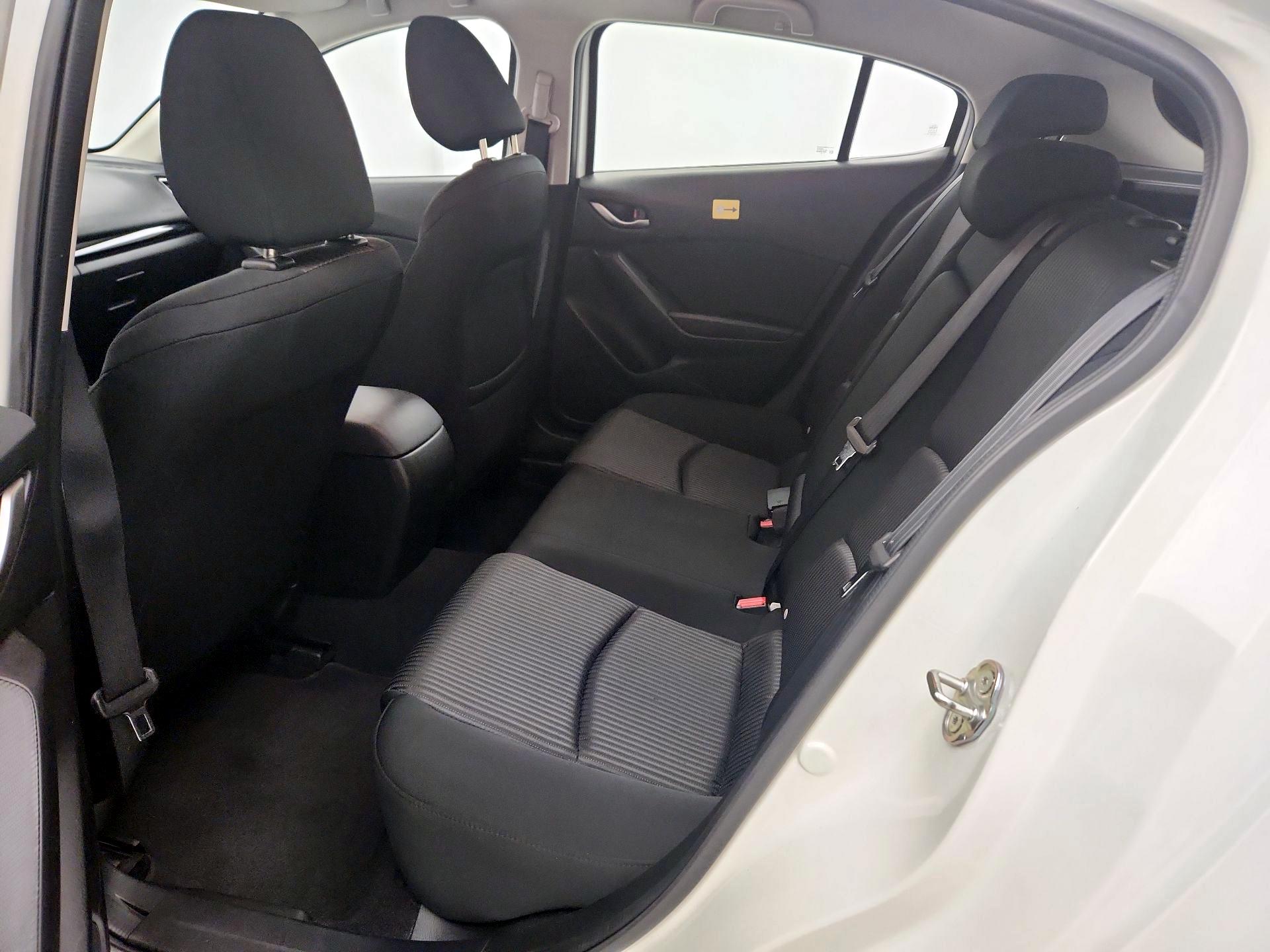 Thumbnail: 2015 Mazda Mazda3 - 19