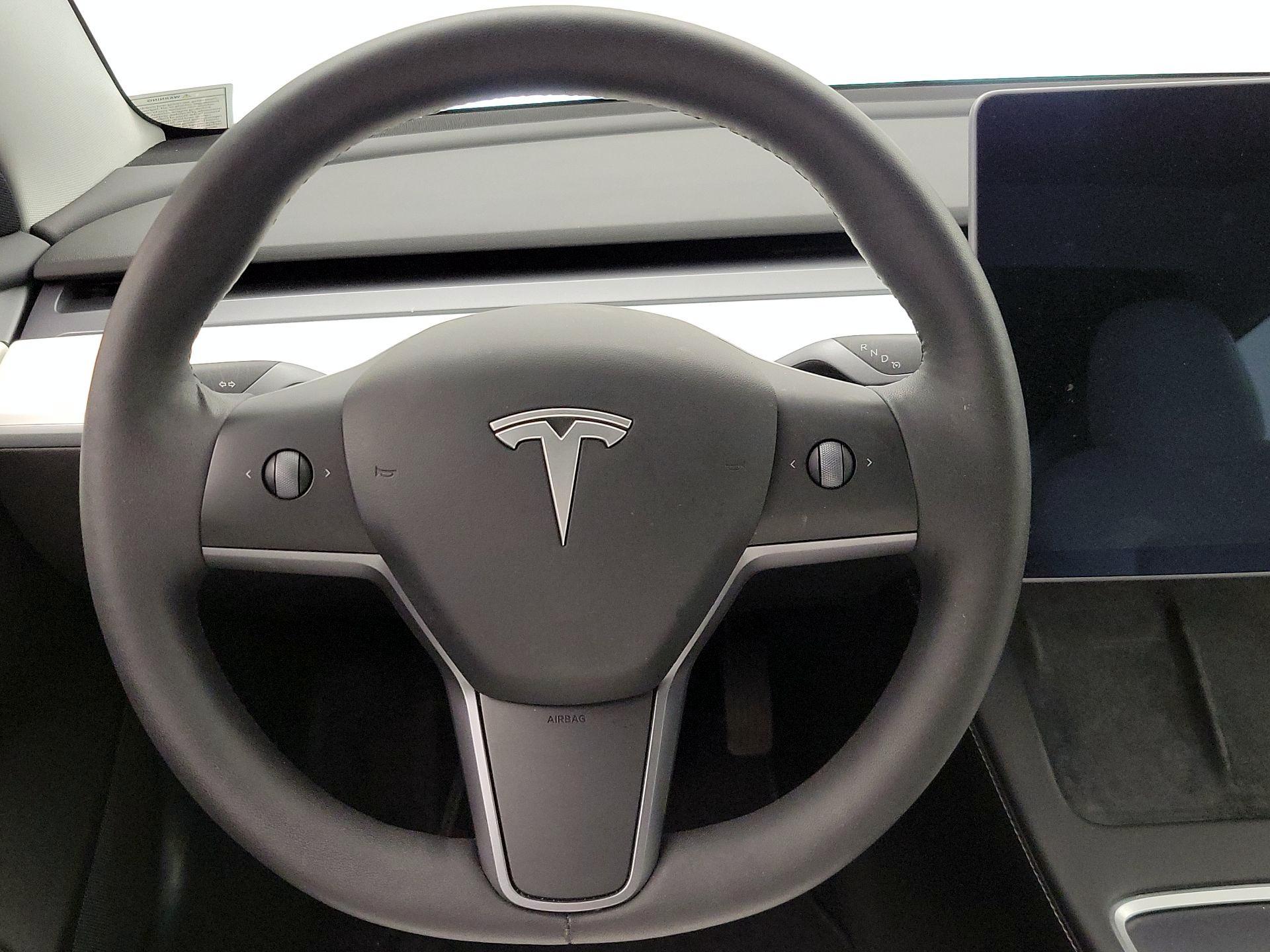 Thumbnail: 2021 Tesla Model 3 - 10