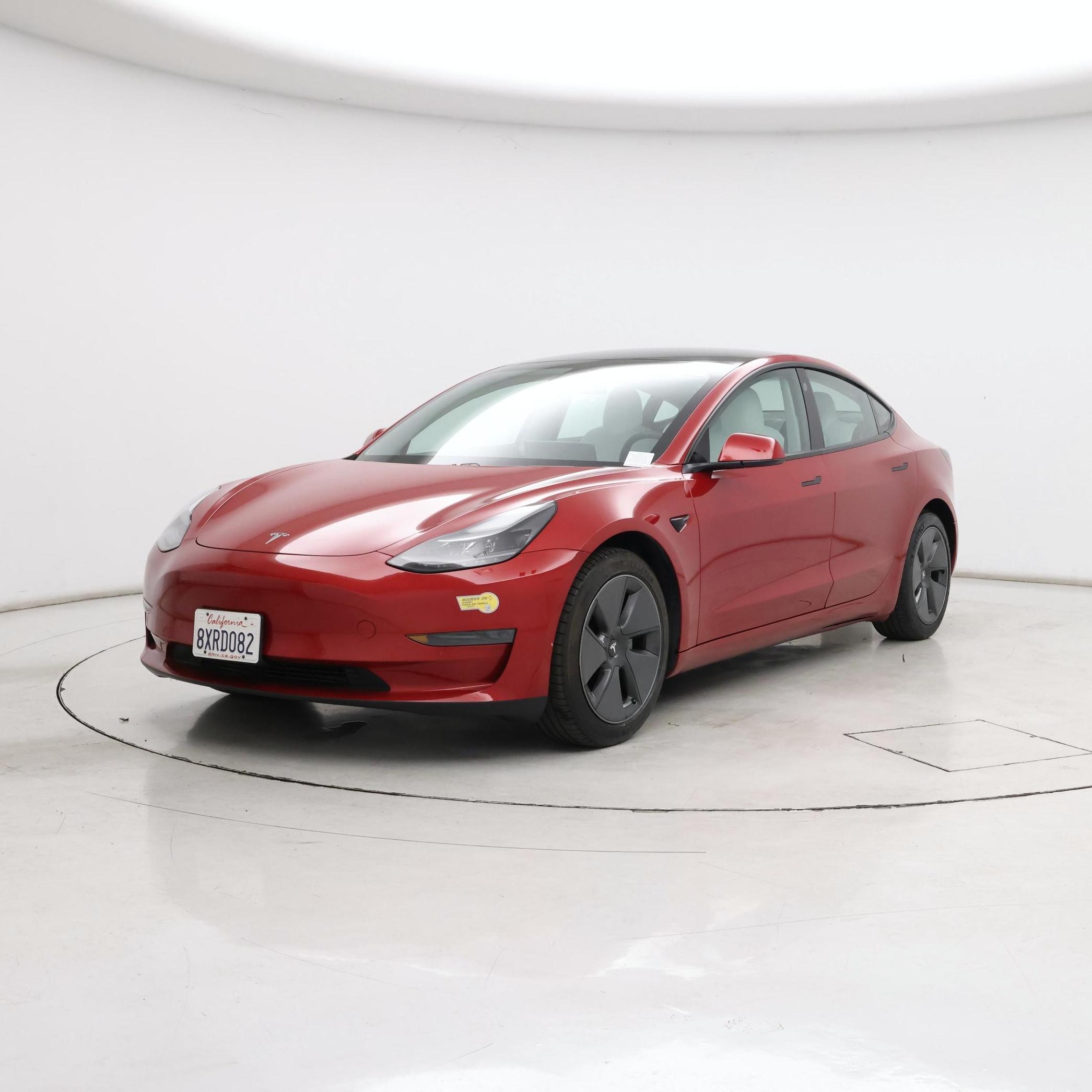 Thumbnail: 2021 Tesla Model 3 - 4