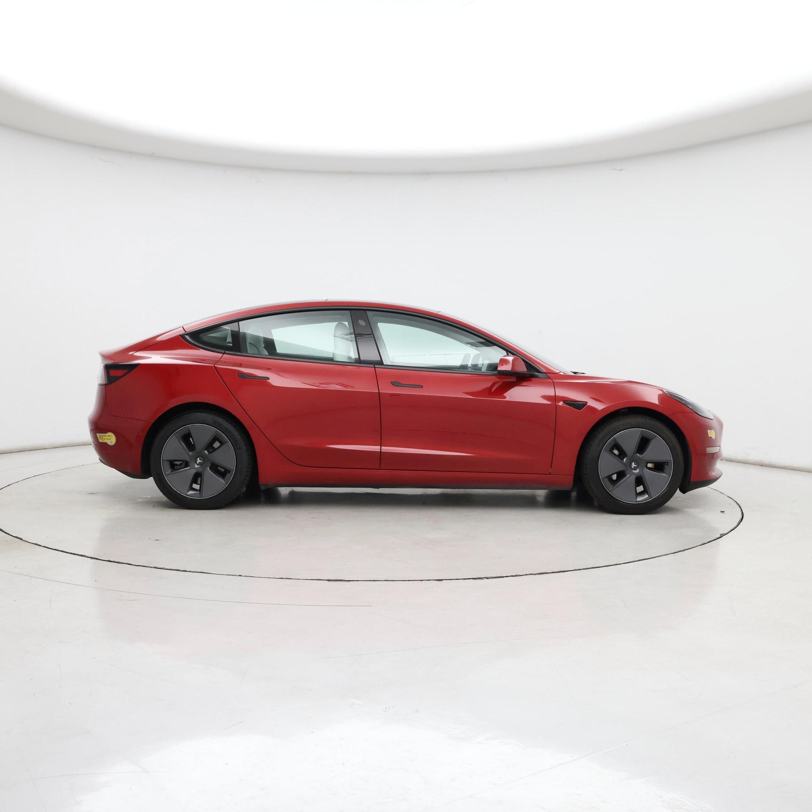 Thumbnail: 2021 Tesla Model 3 - 7