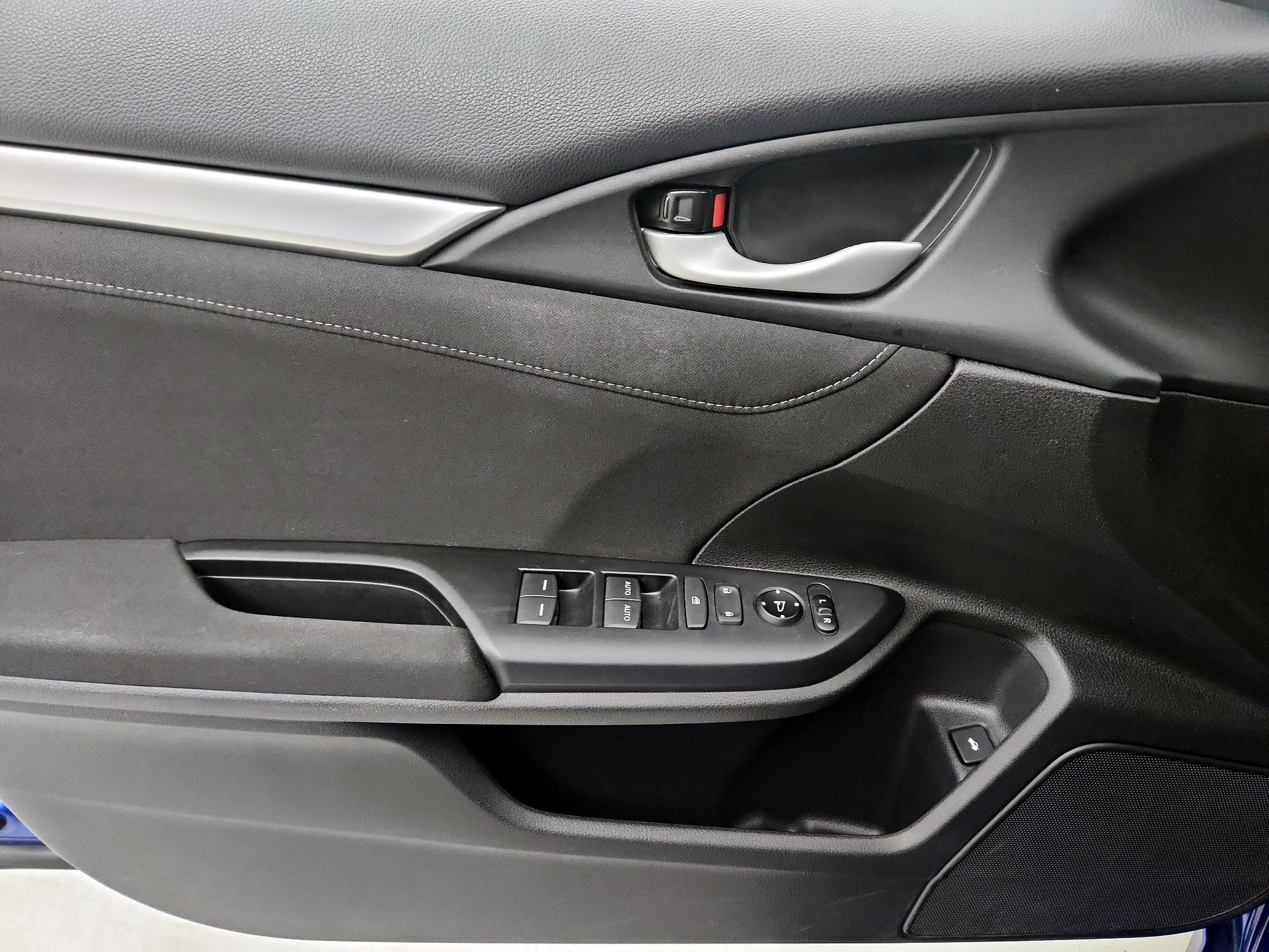 Thumbnail: 2018 Honda Civic - 12