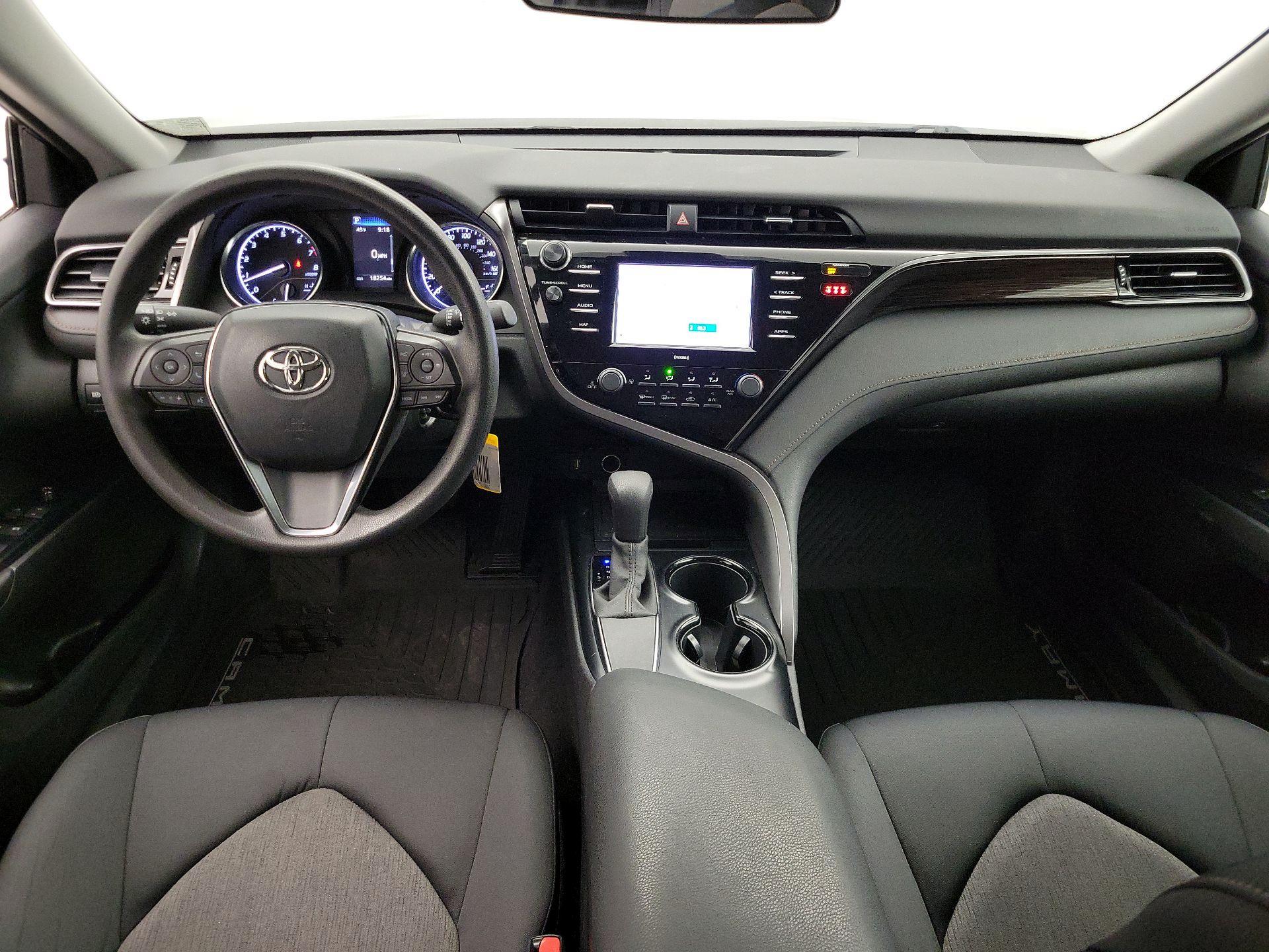 Thumbnail: 2020 Toyota Camry - 9