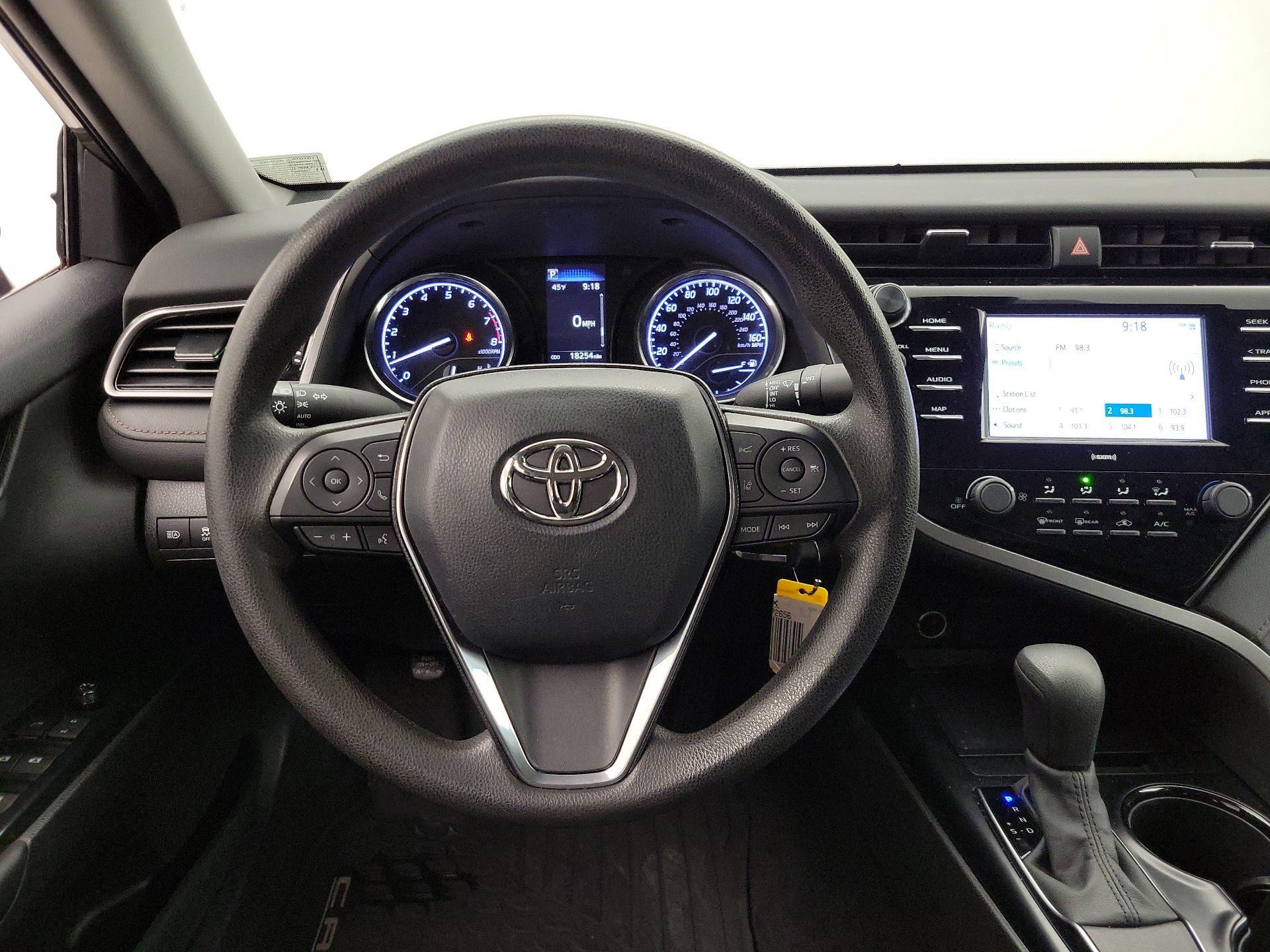 Thumbnail: 2020 Toyota Camry - 10