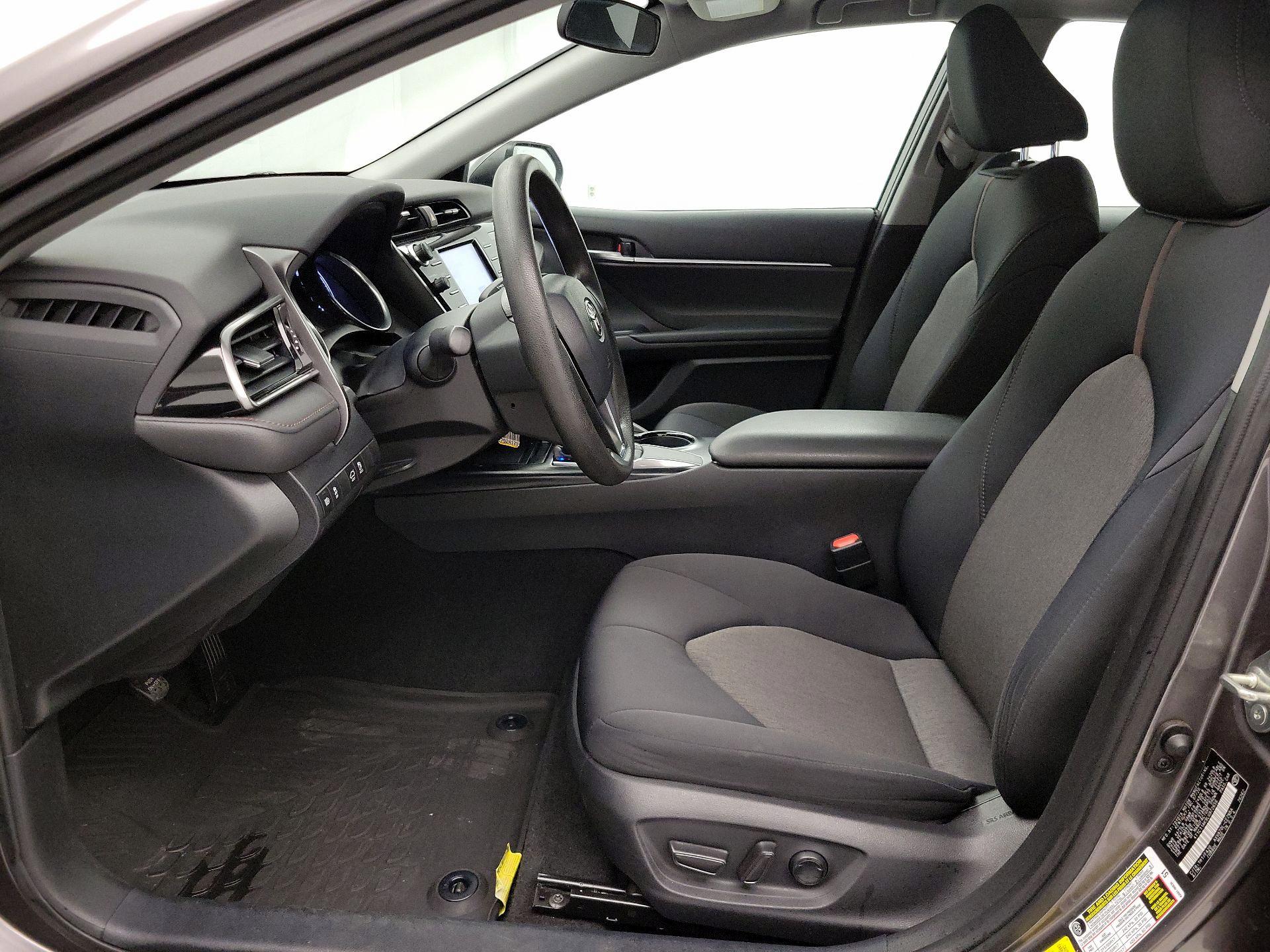 Thumbnail: 2020 Toyota Camry - 11