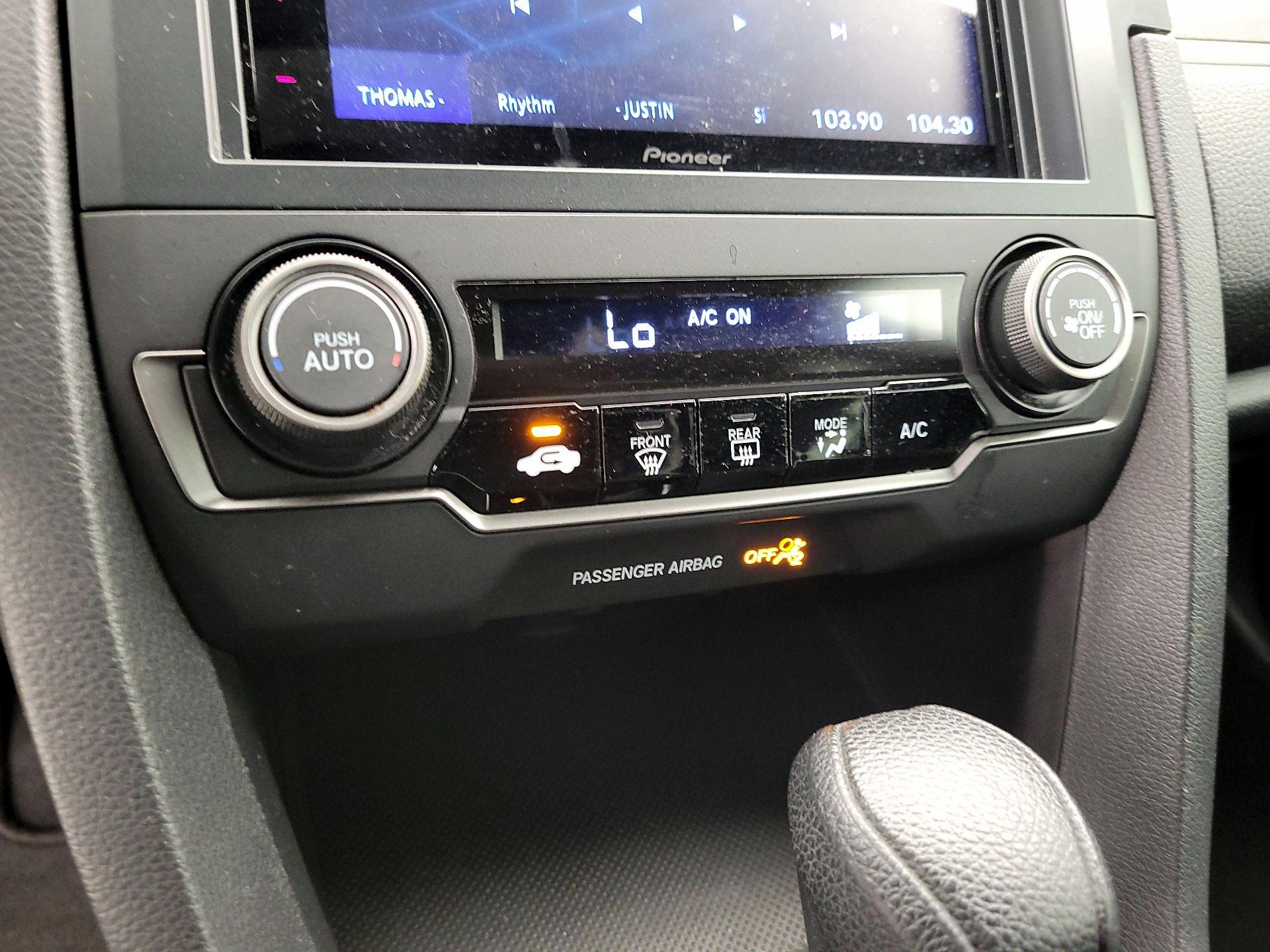 Thumbnail: 2018 Honda Civic - 16