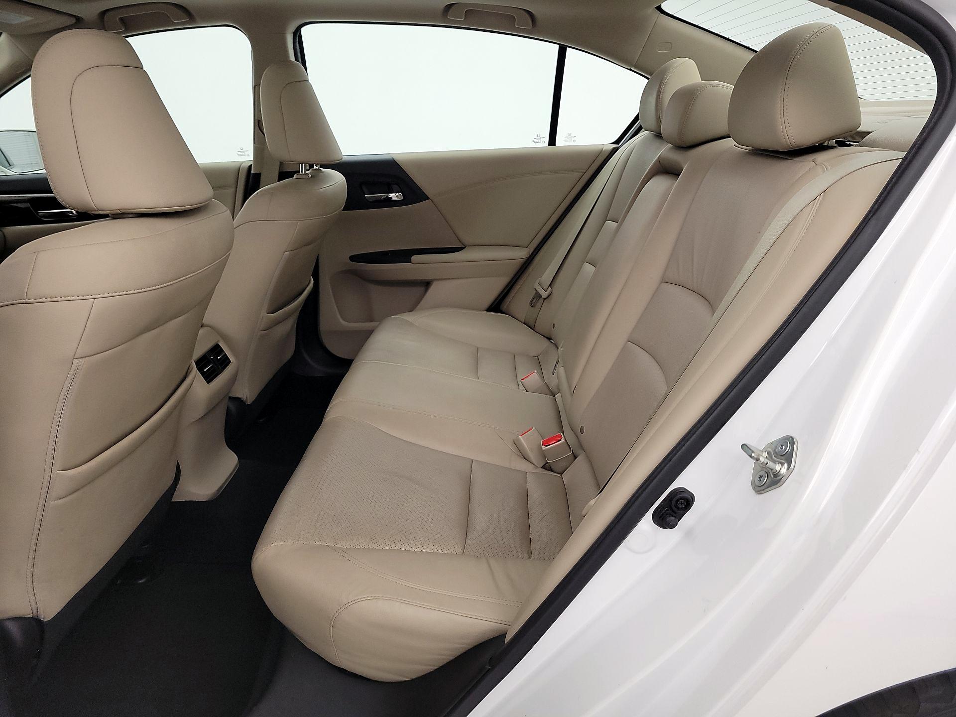 Thumbnail: 2016 Honda Accord - 20