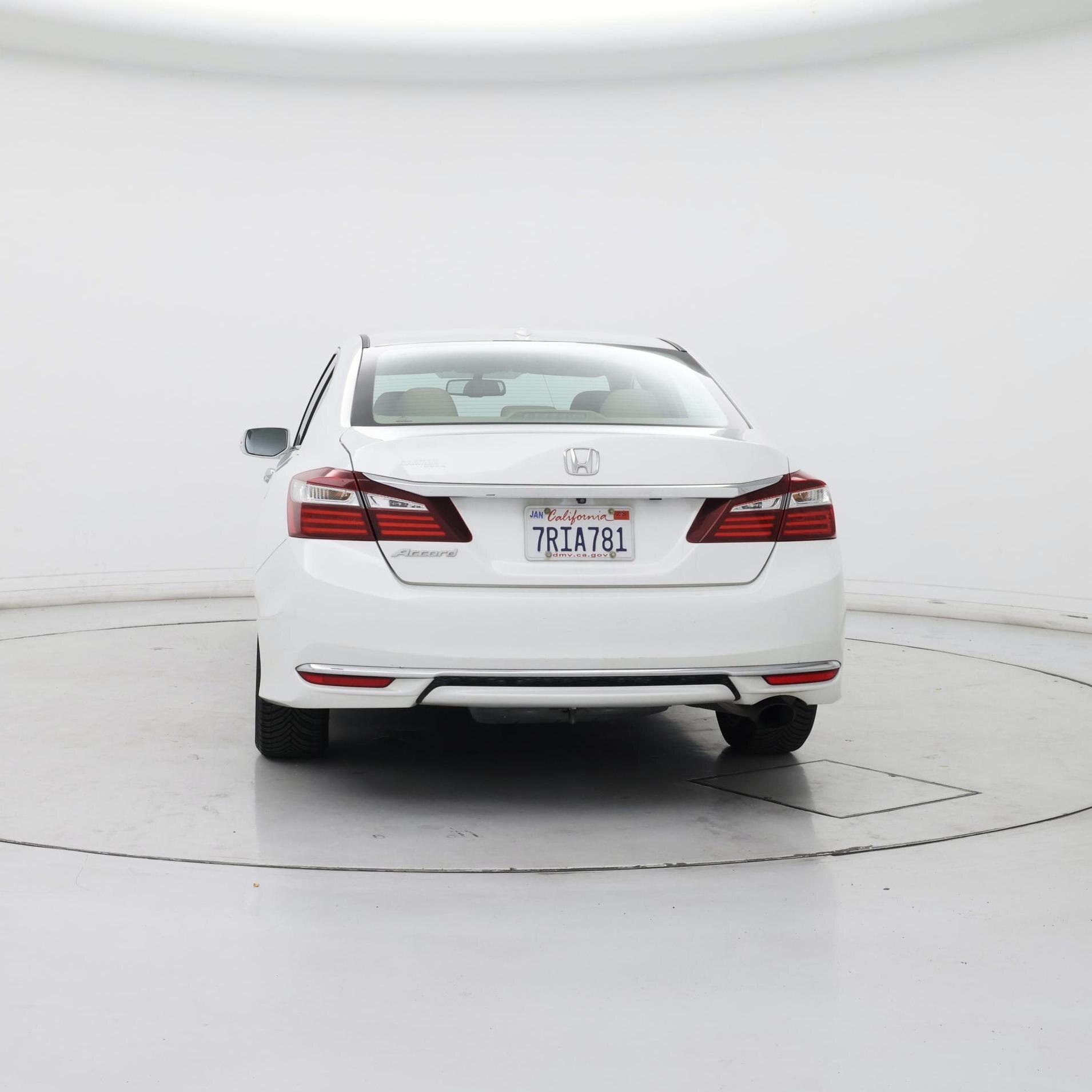 Thumbnail: 2016 Honda Accord - 6