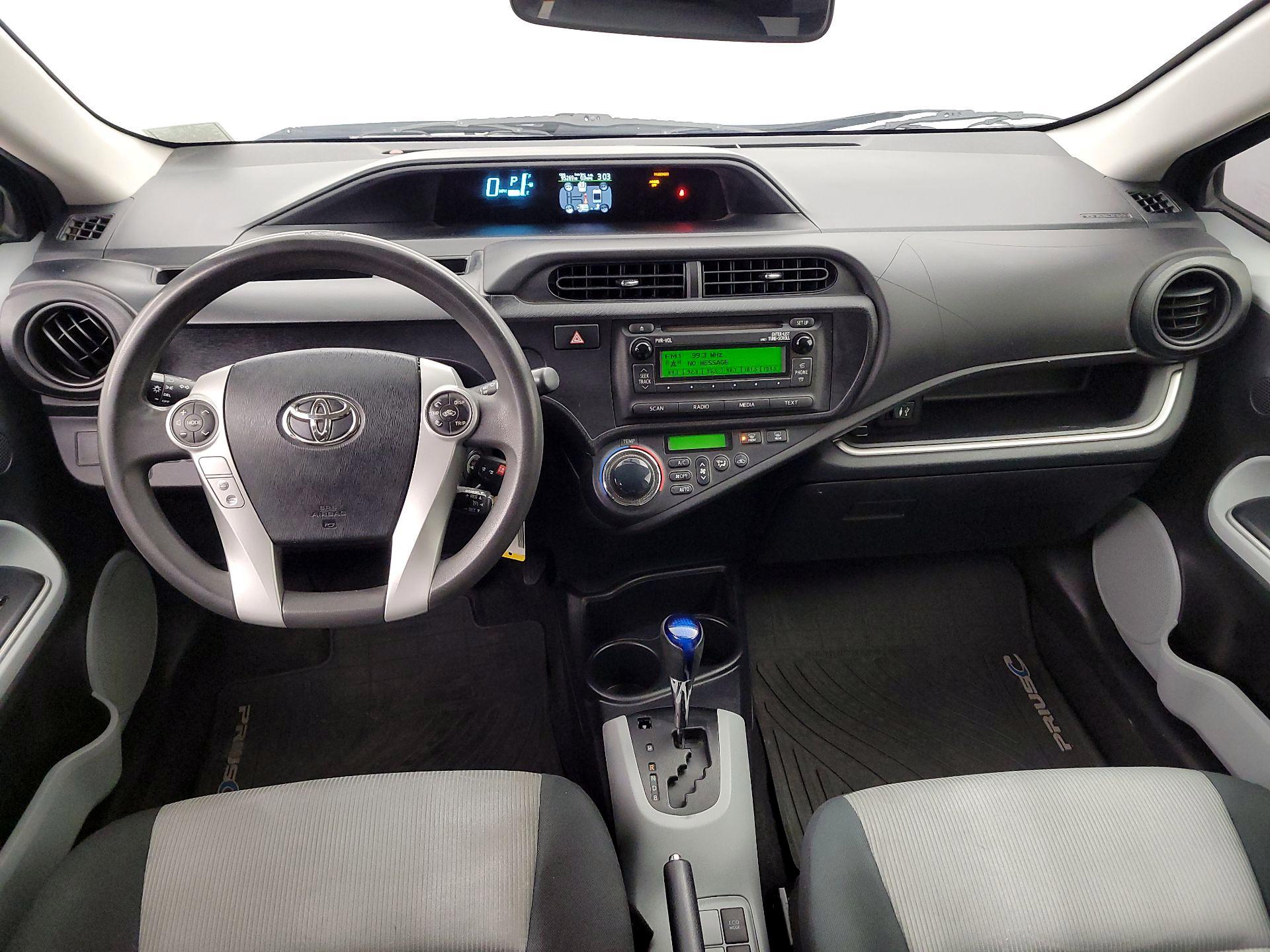 Thumbnail: 2014 Toyota Prius - 9