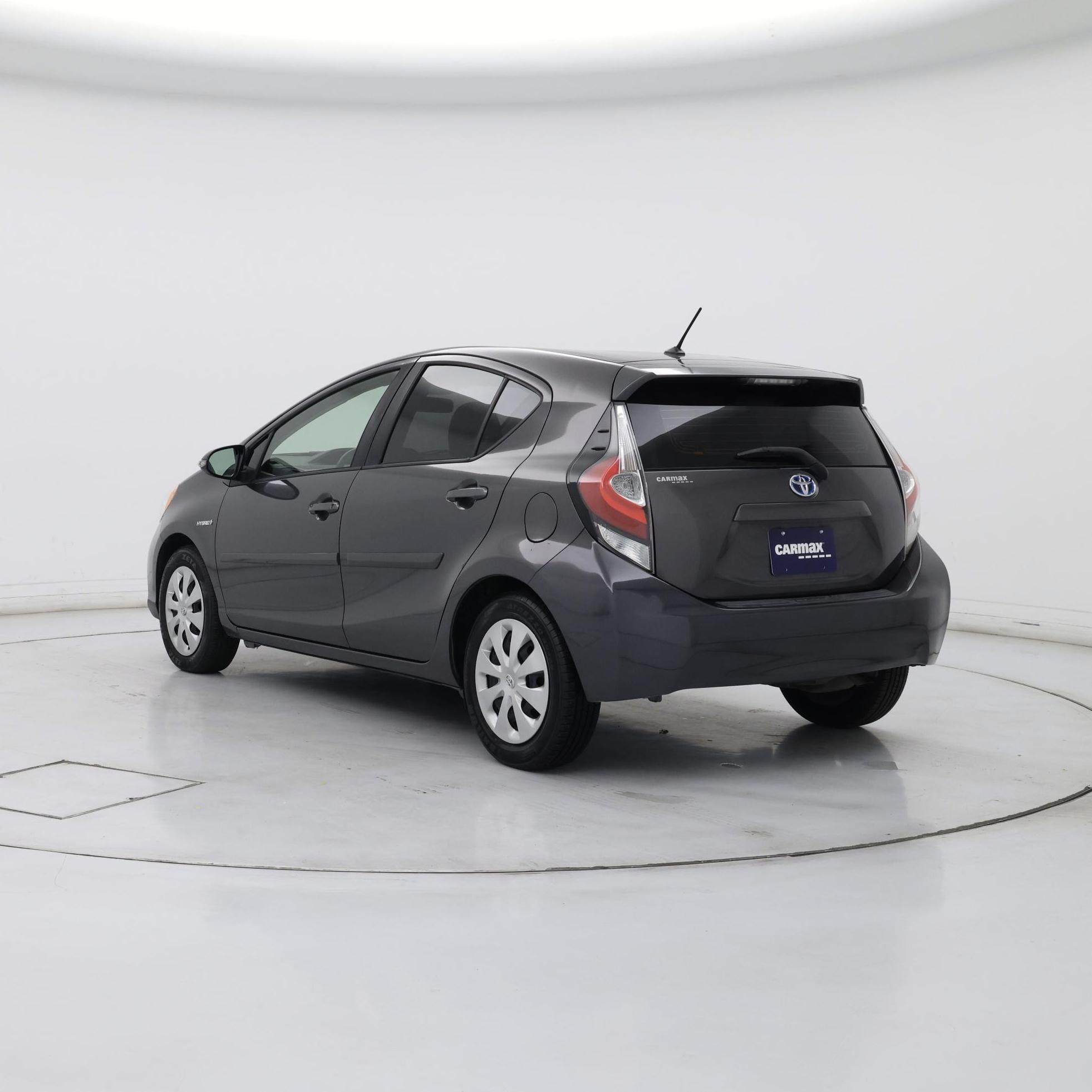 Thumbnail: 2014 Toyota Prius - 2