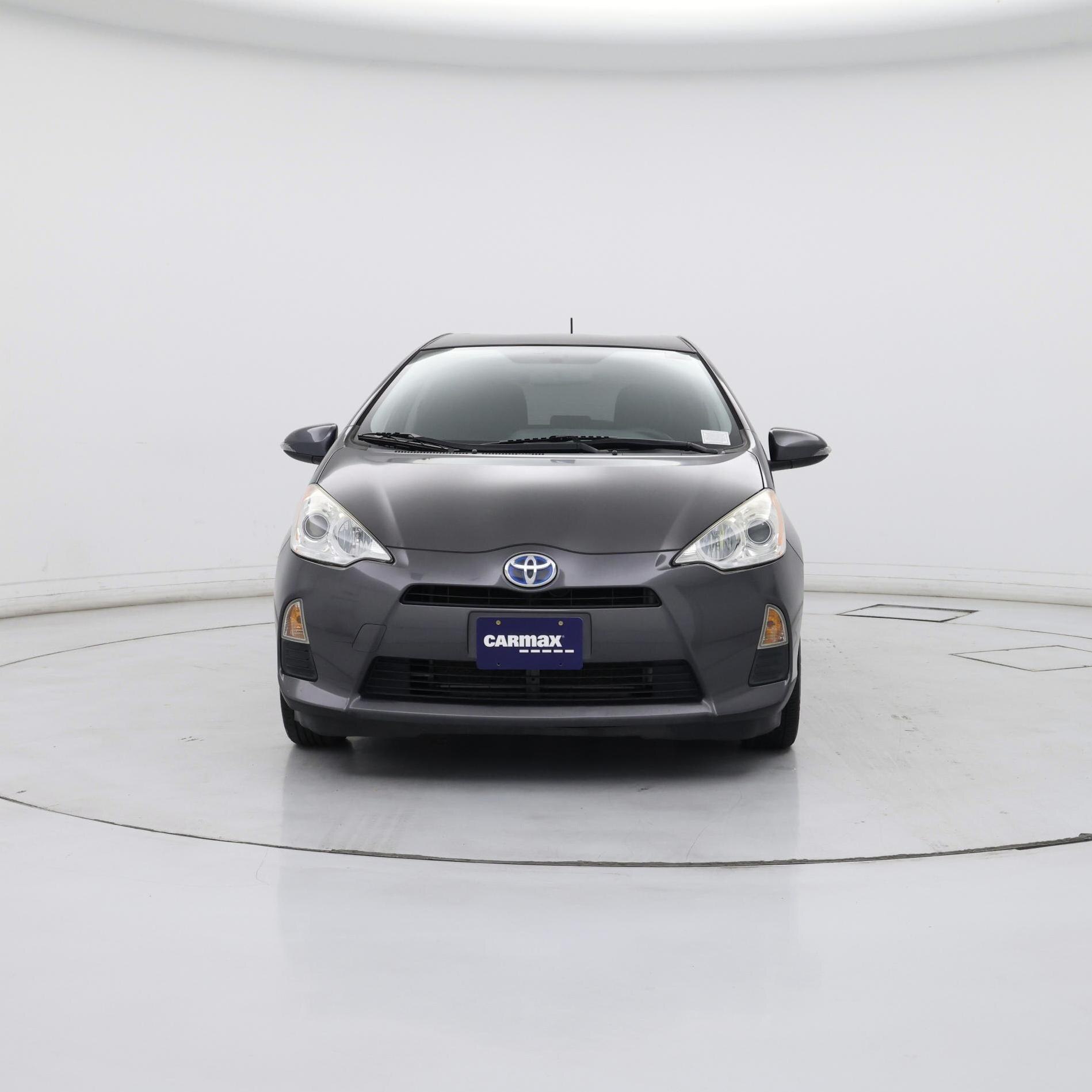 Thumbnail: 2014 Toyota Prius - 5