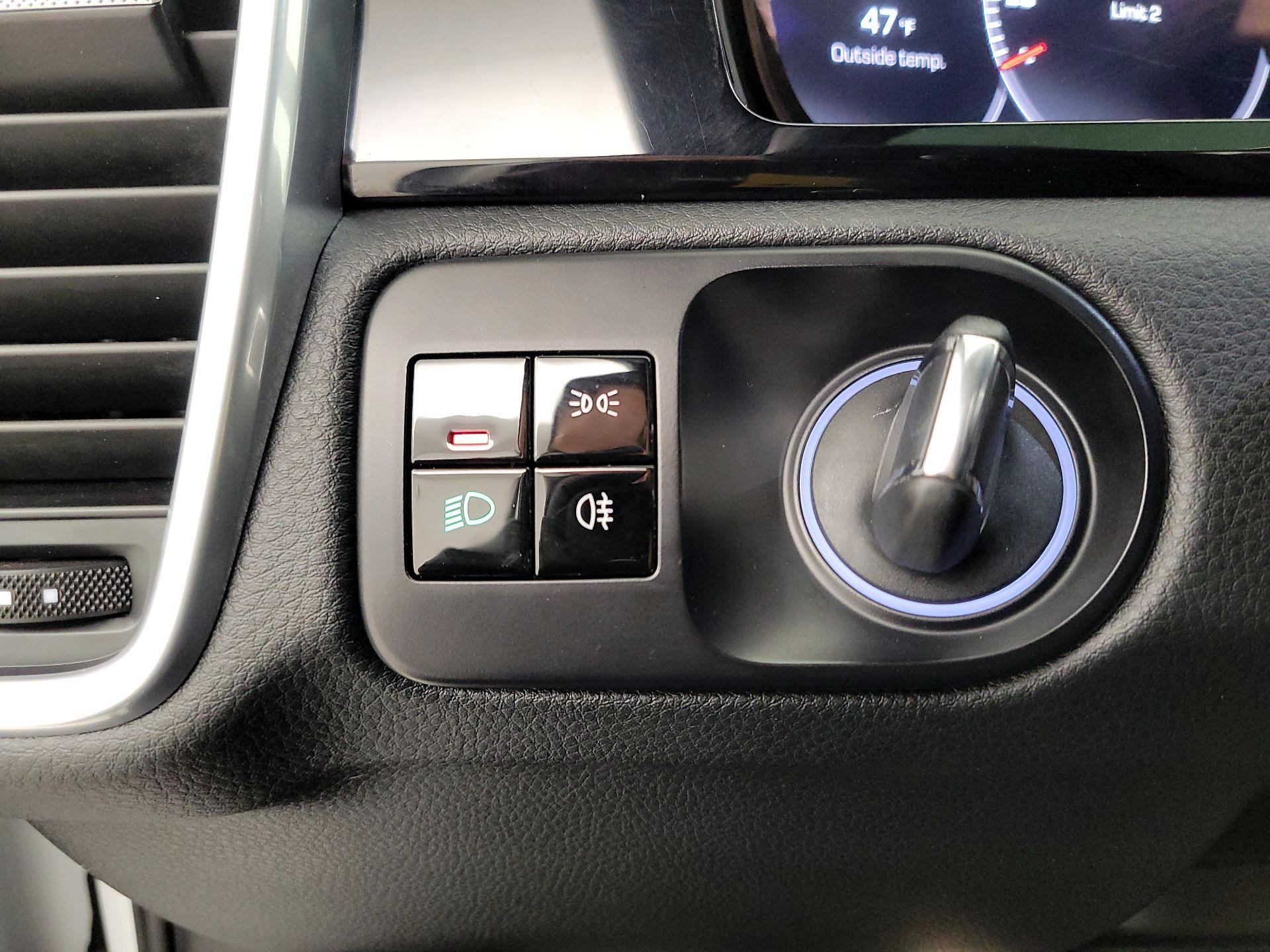 Thumbnail: 2019 Porsche Cayenne - 13