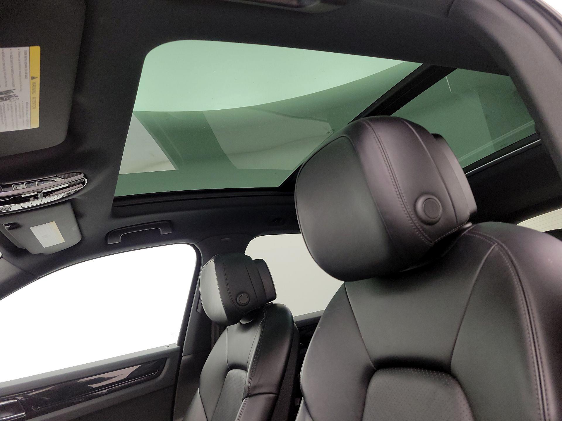 Thumbnail: 2019 Porsche Cayenne - 20