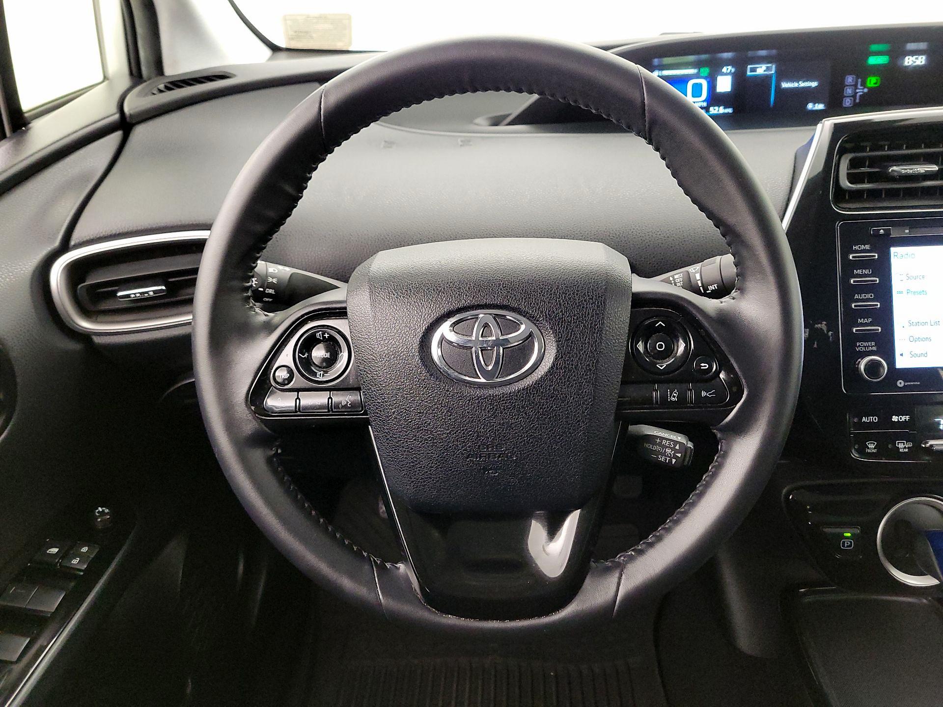 Thumbnail: 2022 Toyota Prius Prime - 10