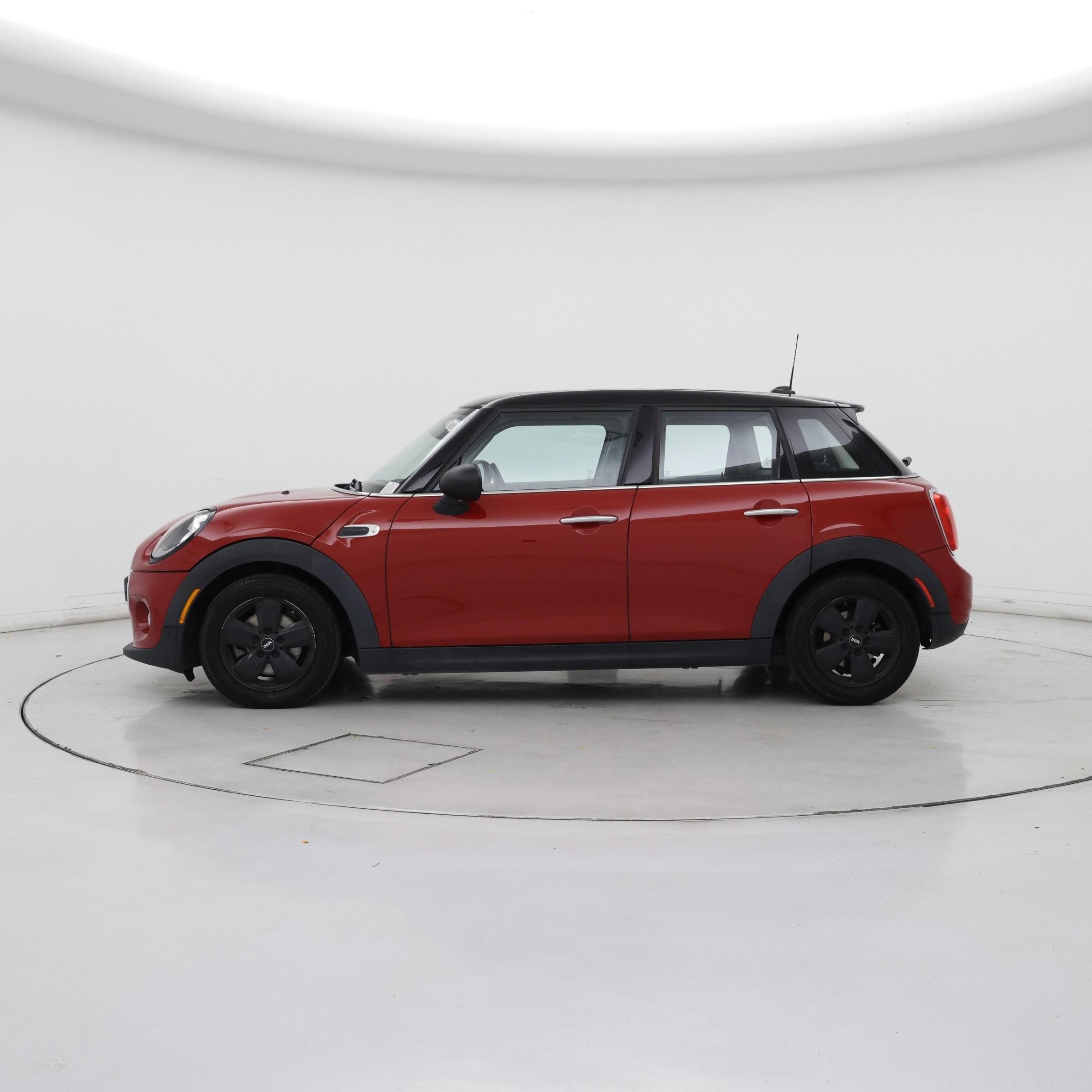 Thumbnail: 2015 MINI Cooper Hardtop - 3