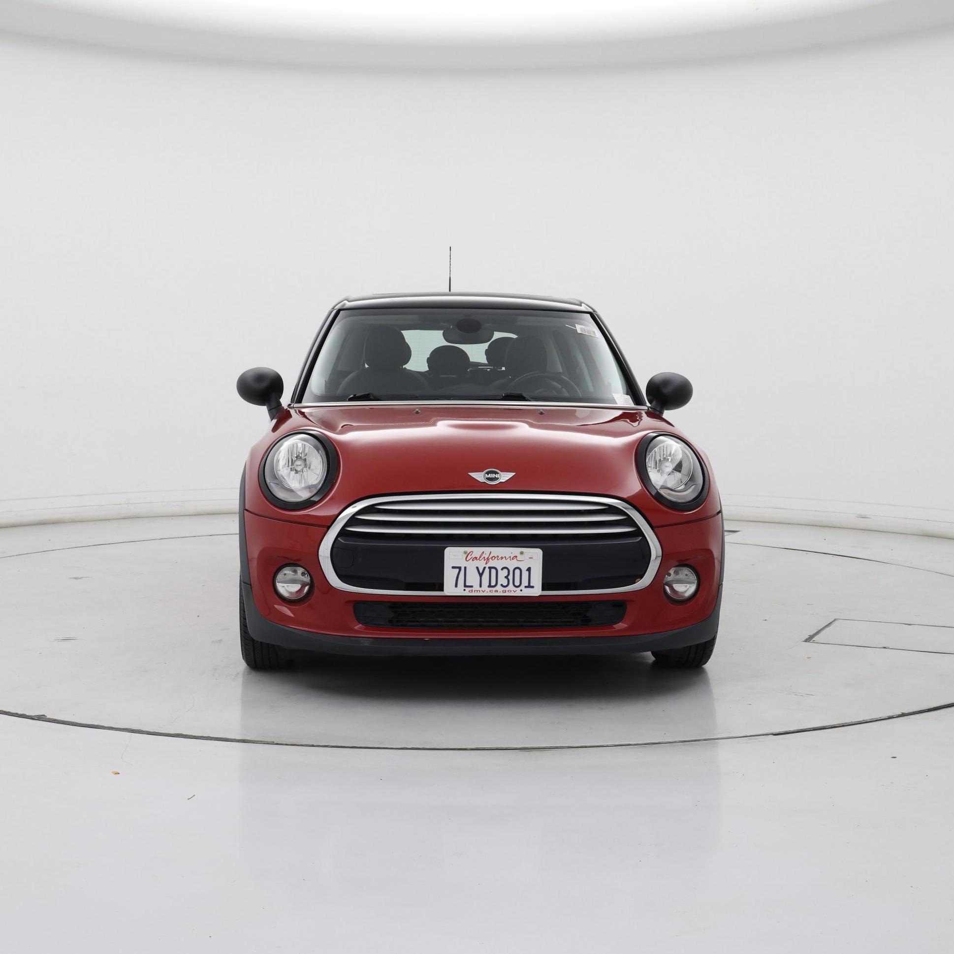 Thumbnail: 2015 MINI Cooper Hardtop - 5