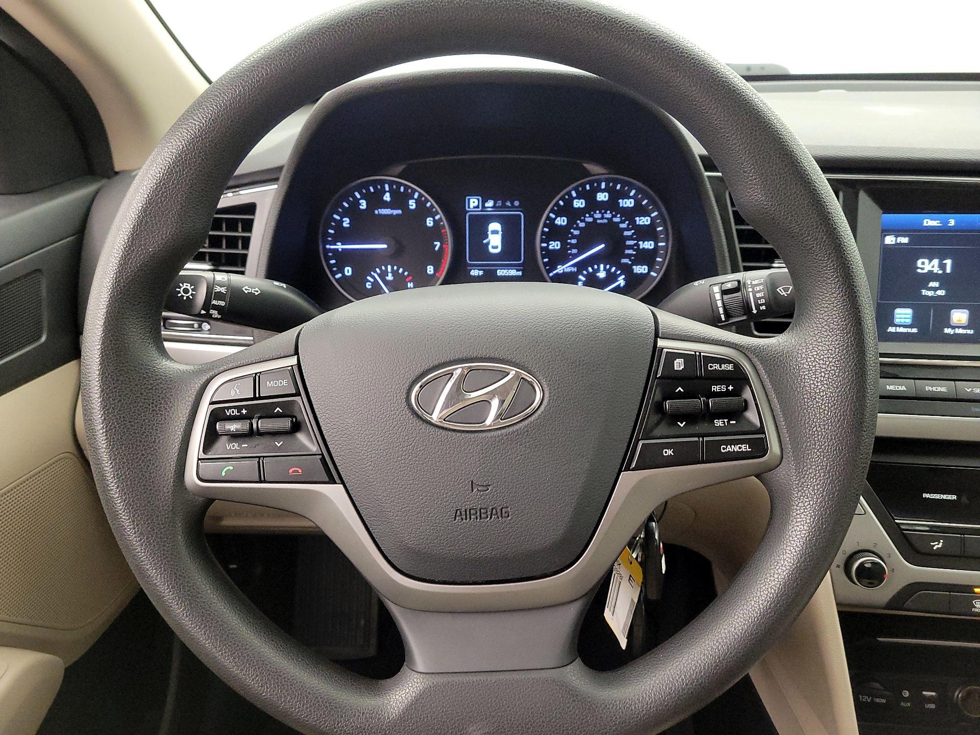 Thumbnail: 2018 Hyundai Elantra - 10