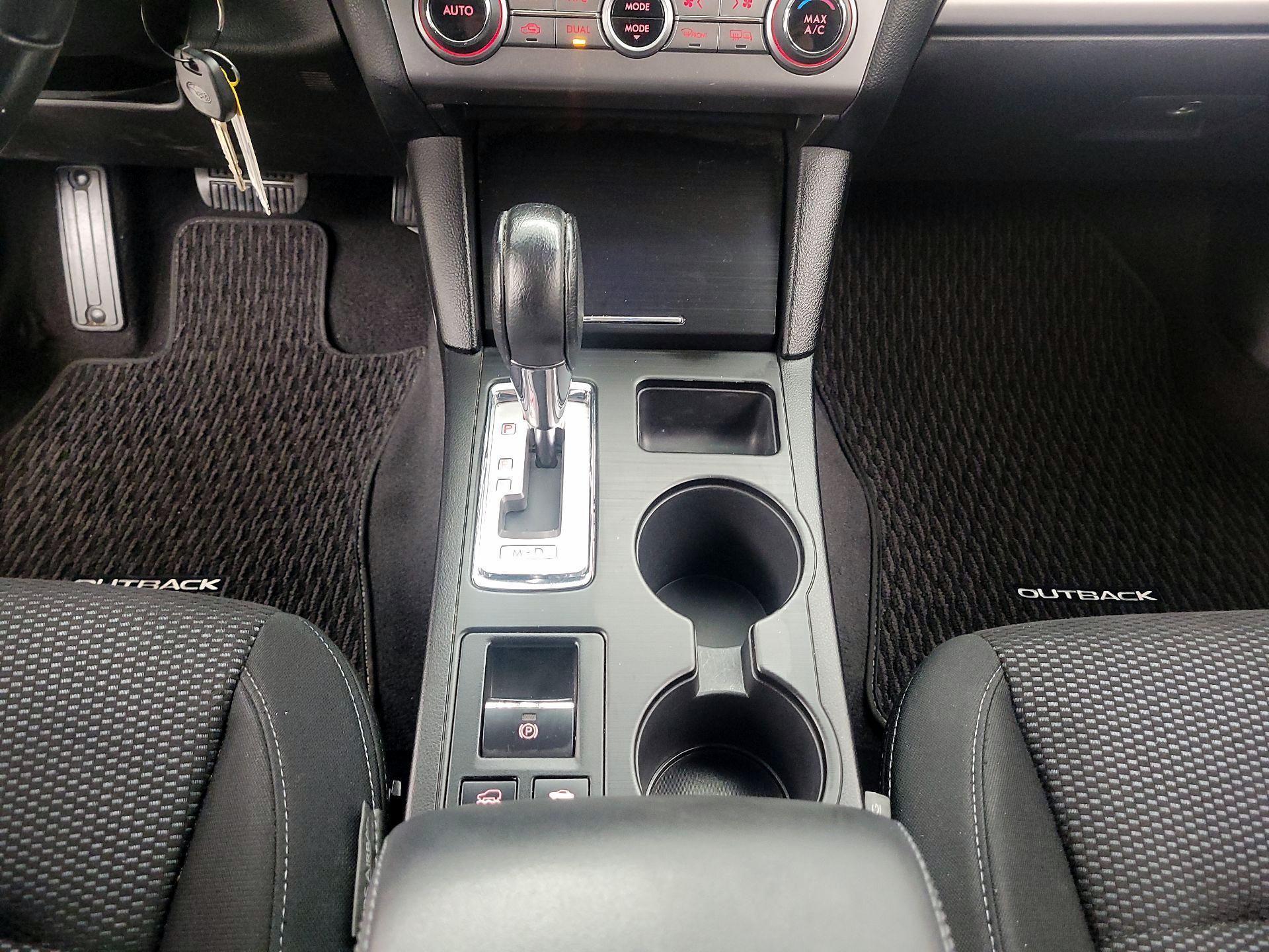 Thumbnail: 2016 Subaru Outback - 17