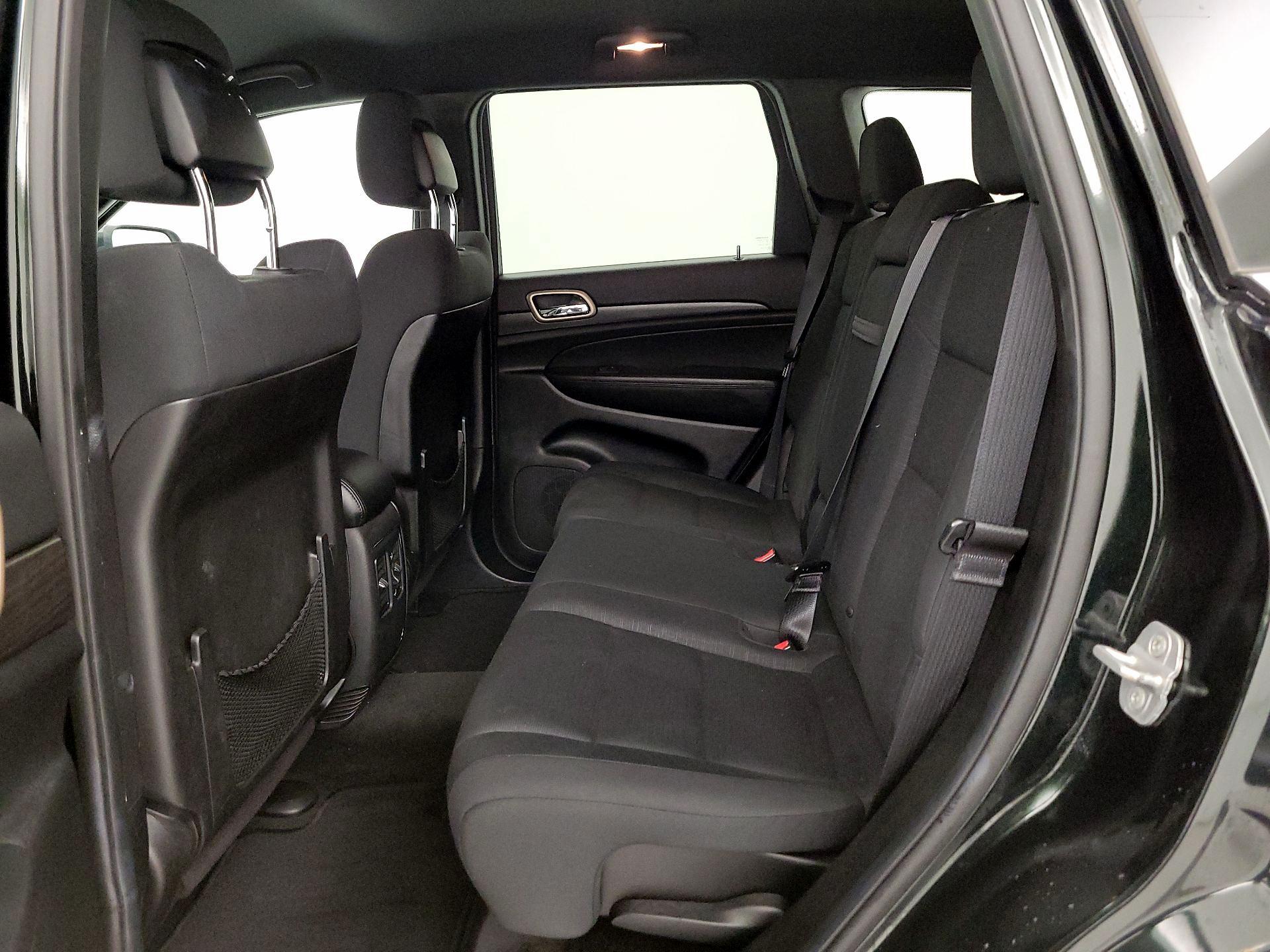 Thumbnail: 2014 Jeep Grand Cherokee - 19