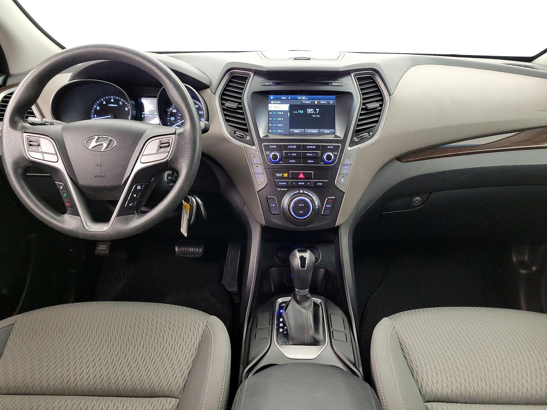 Thumbnail: 2018 Hyundai Santa Fe - 9