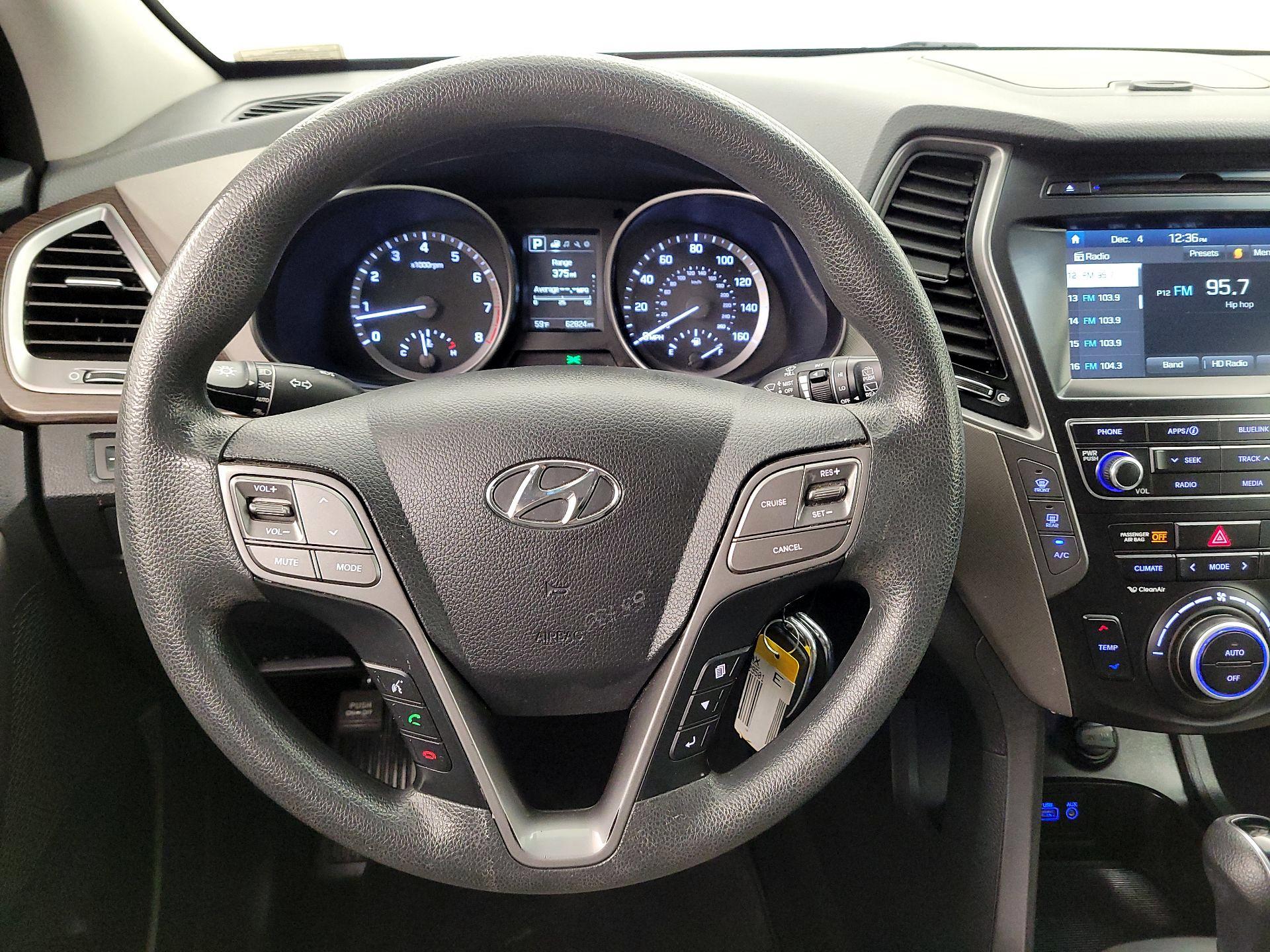 Thumbnail: 2018 Hyundai Santa Fe - 10