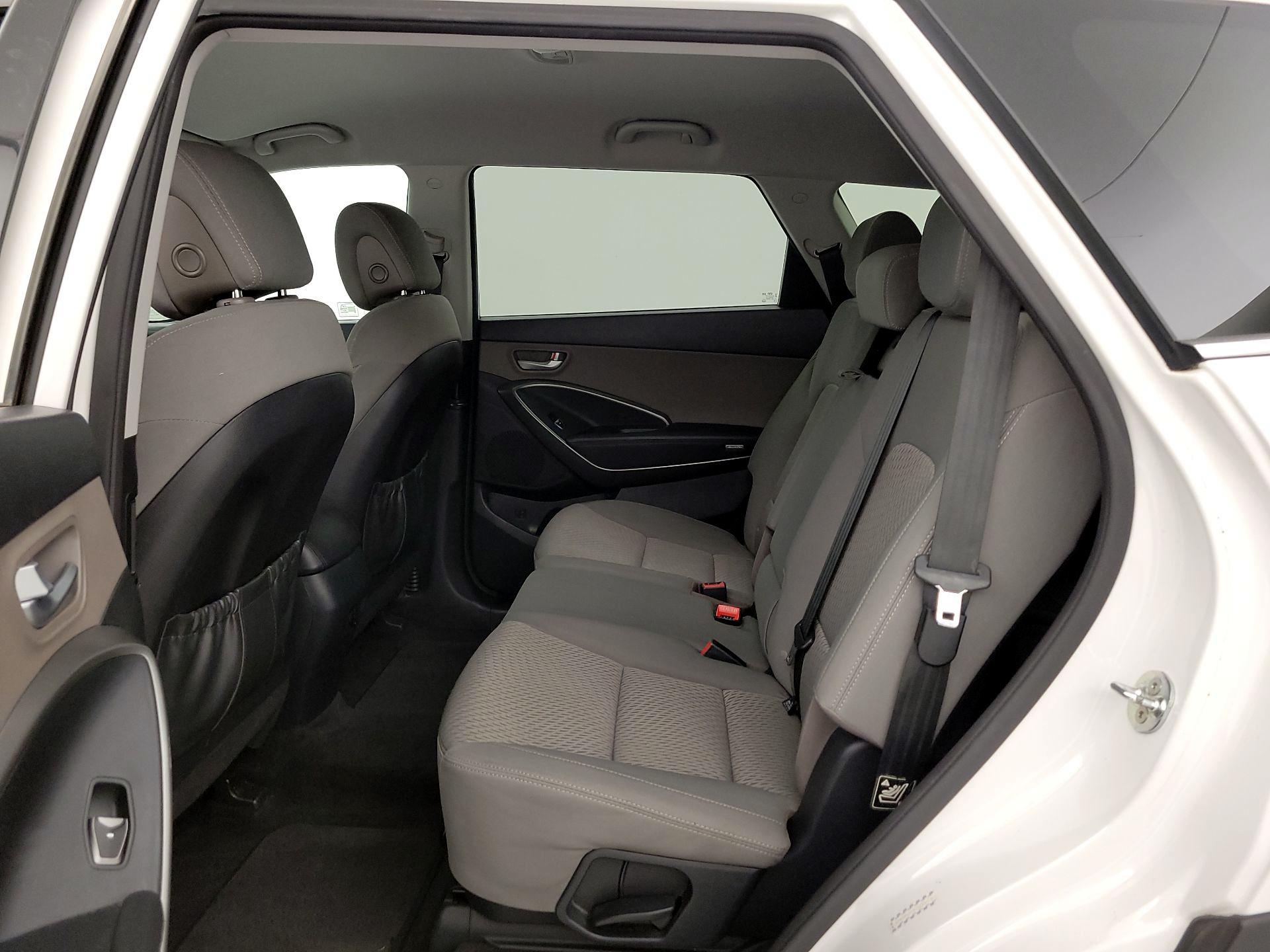 Thumbnail: 2018 Hyundai Santa Fe - 19