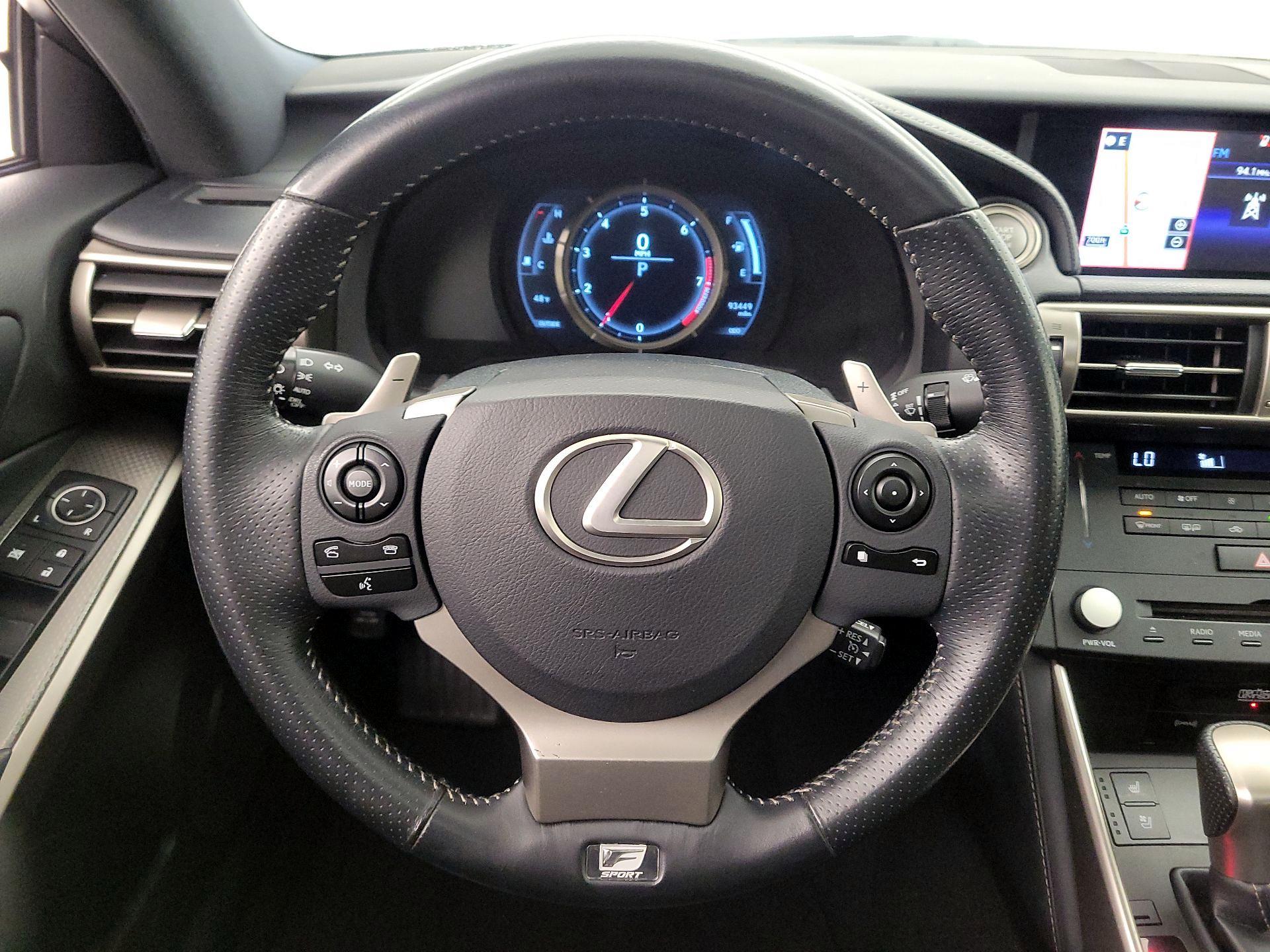 Thumbnail: 2015 Lexus IS - 10