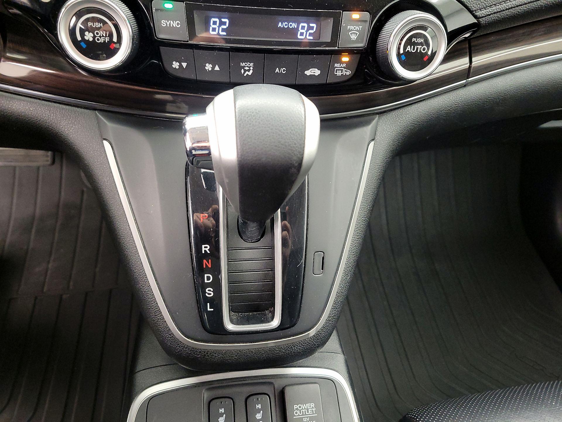 Thumbnail: 2015 Honda CR-V - 16