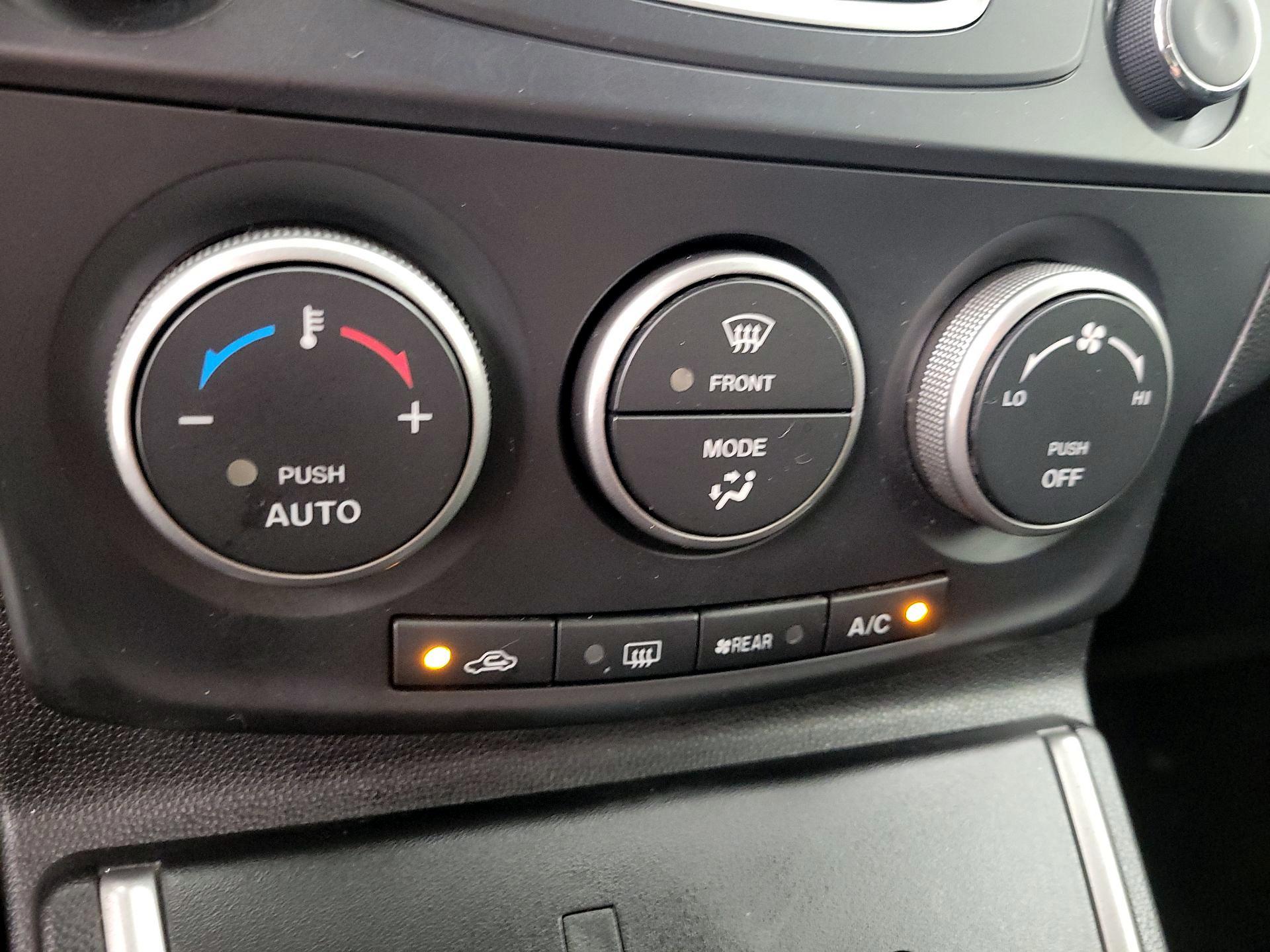 Thumbnail: 2015 Mazda Mazda5 - 15