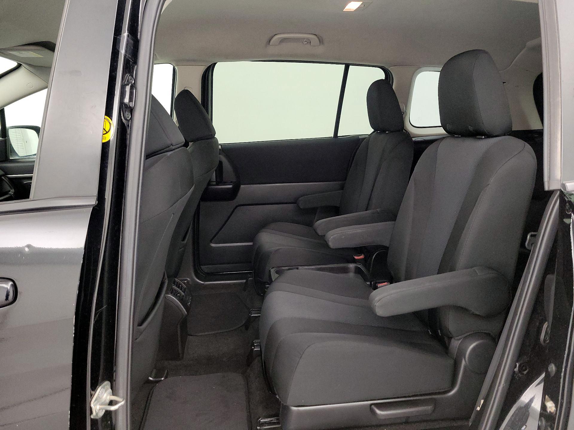 Thumbnail: 2015 Mazda Mazda5 - 18