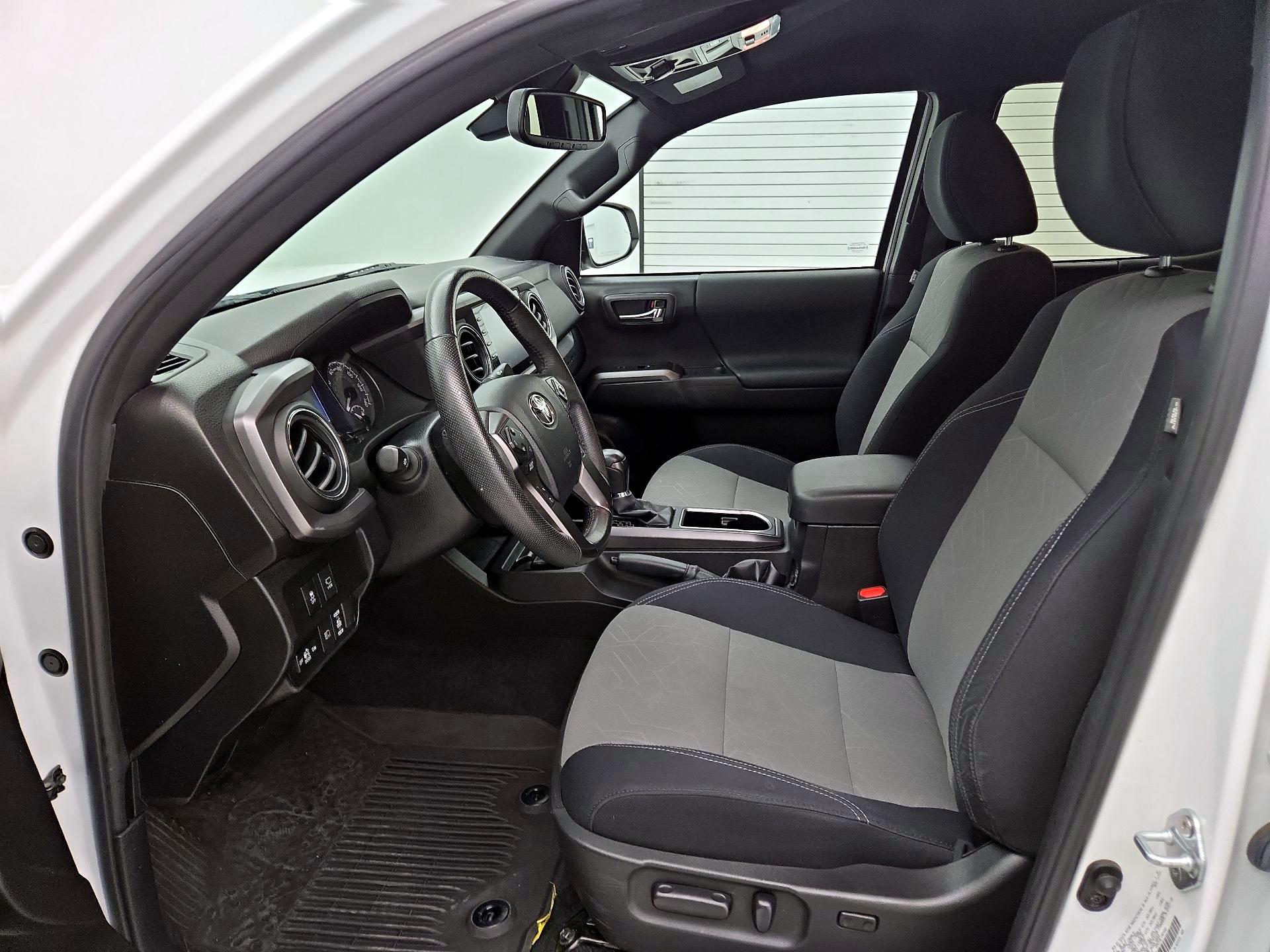 Thumbnail: 2023 Toyota Tacoma - 11