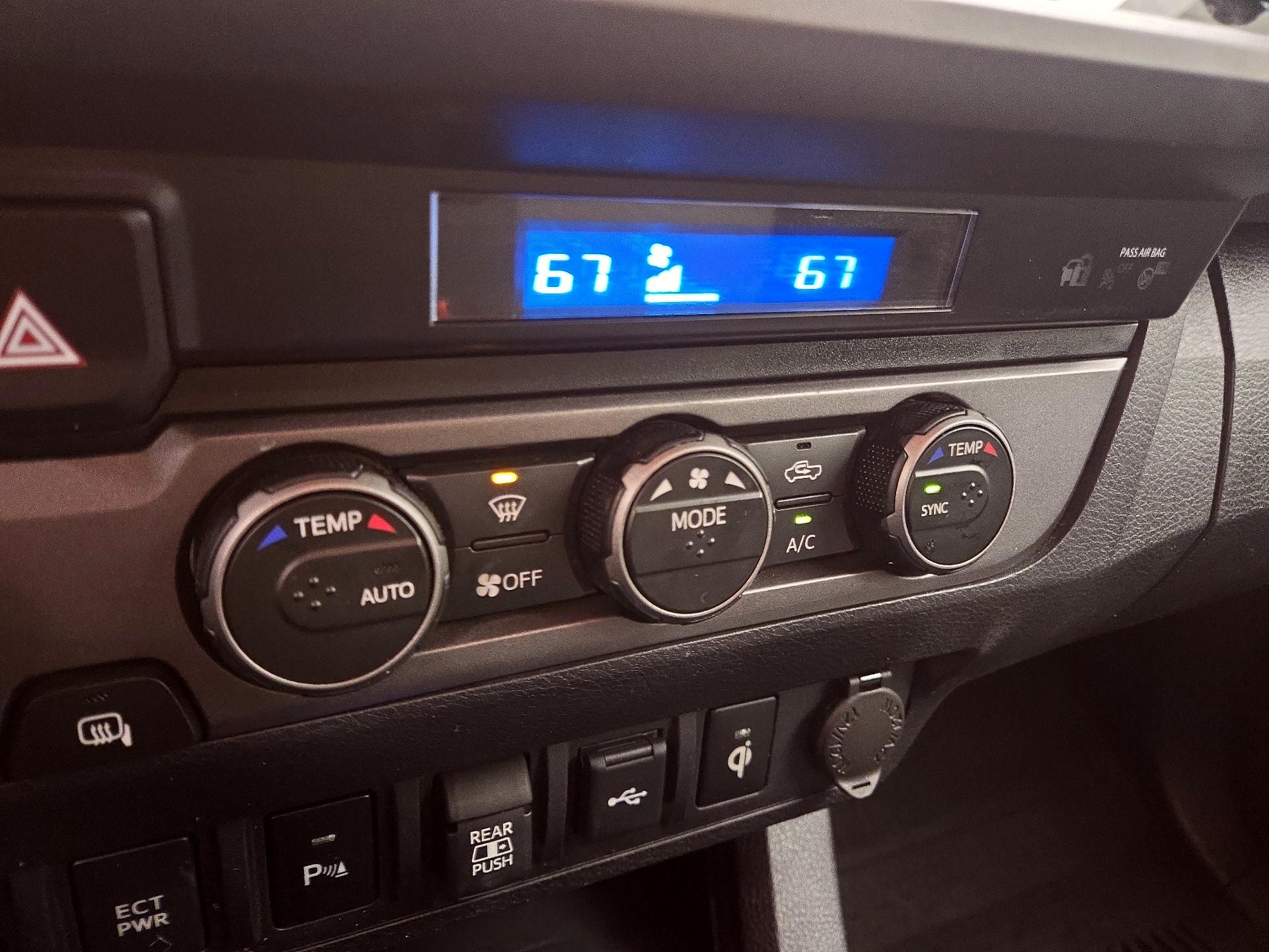 Thumbnail: 2023 Toyota Tacoma - 16