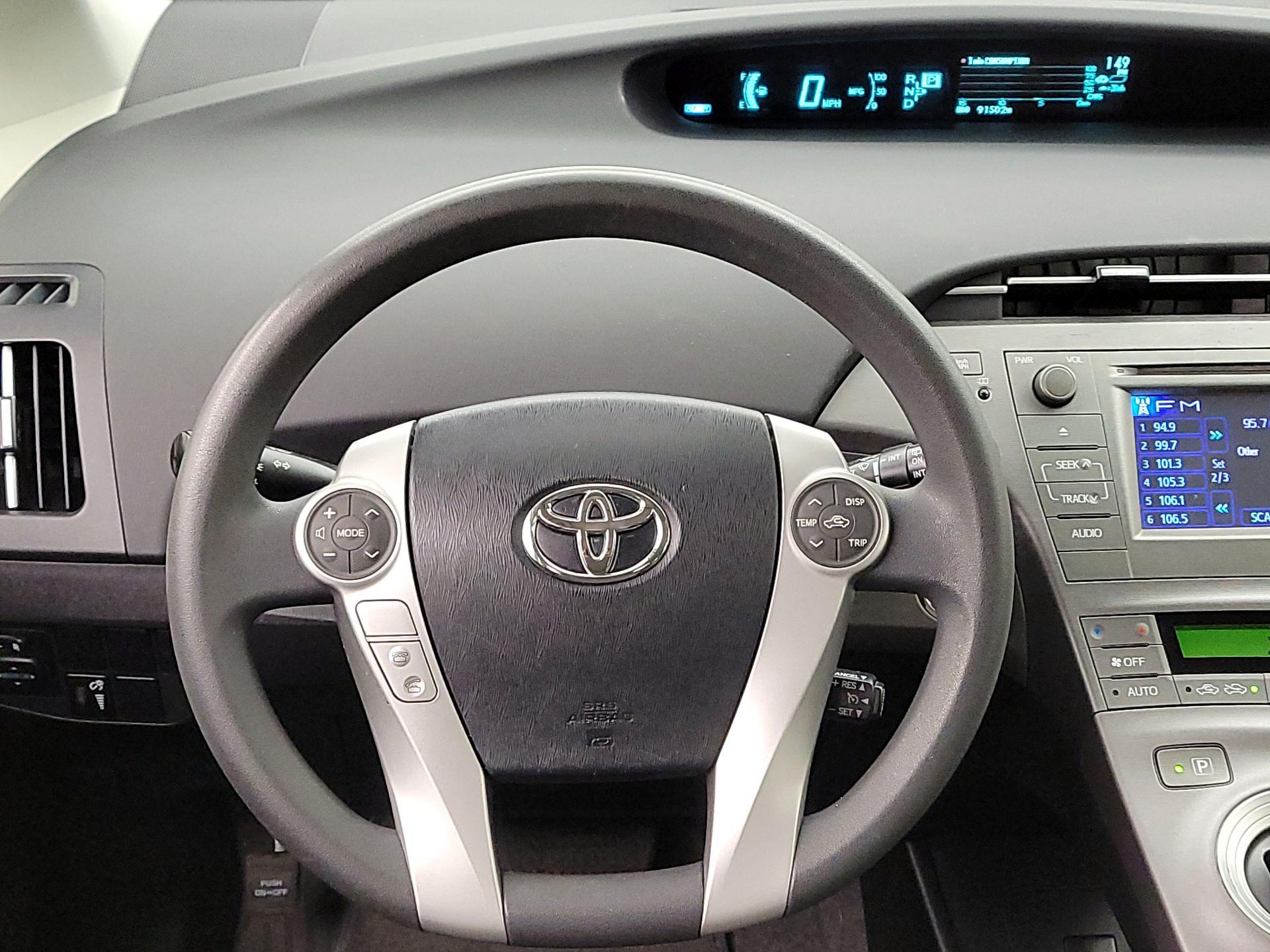 Thumbnail: 2015 Toyota Prius - 10