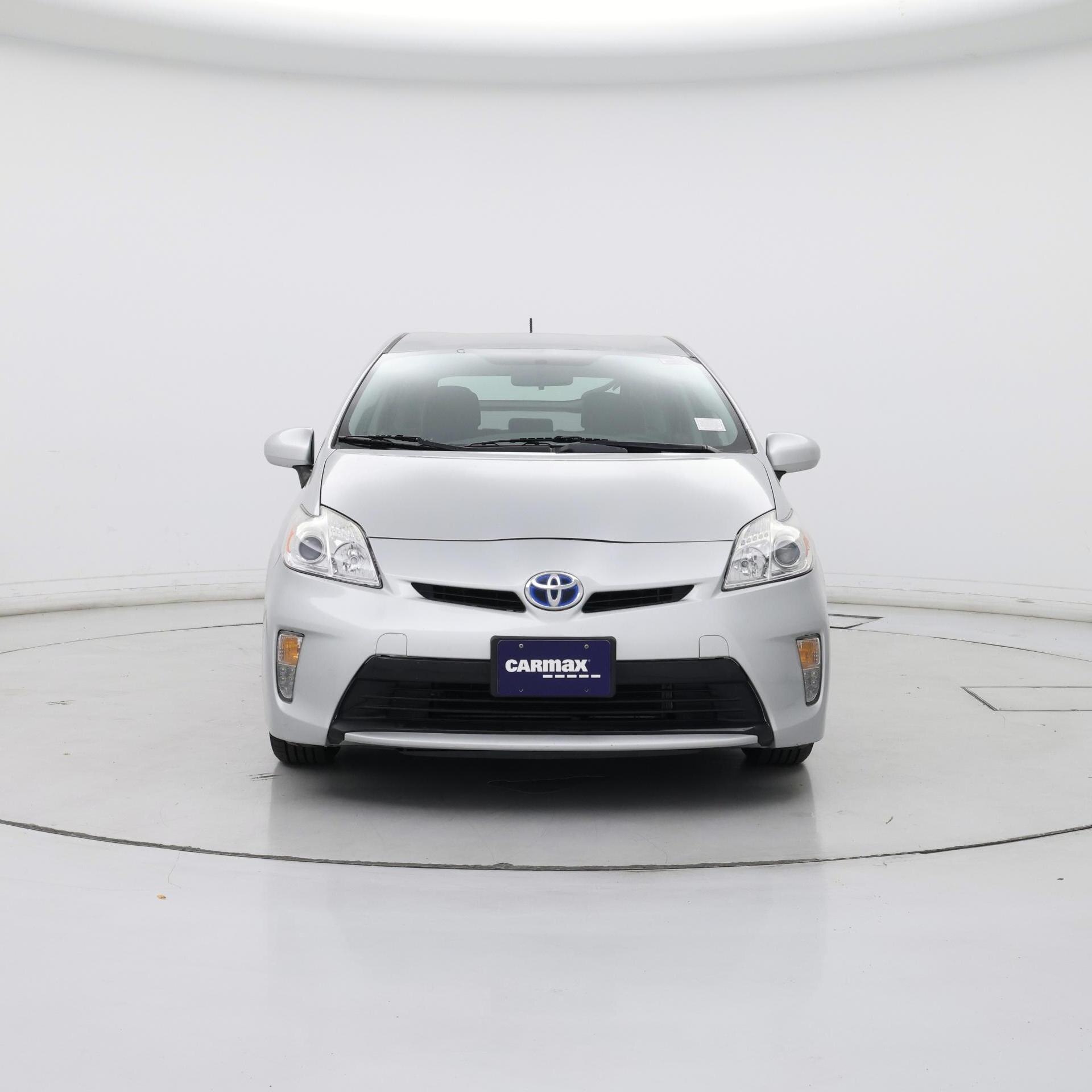 Thumbnail: 2015 Toyota Prius - 5