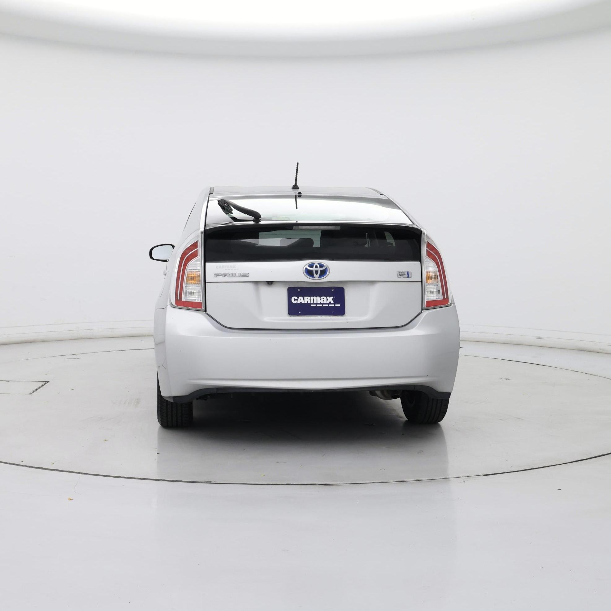 Thumbnail: 2015 Toyota Prius - 6