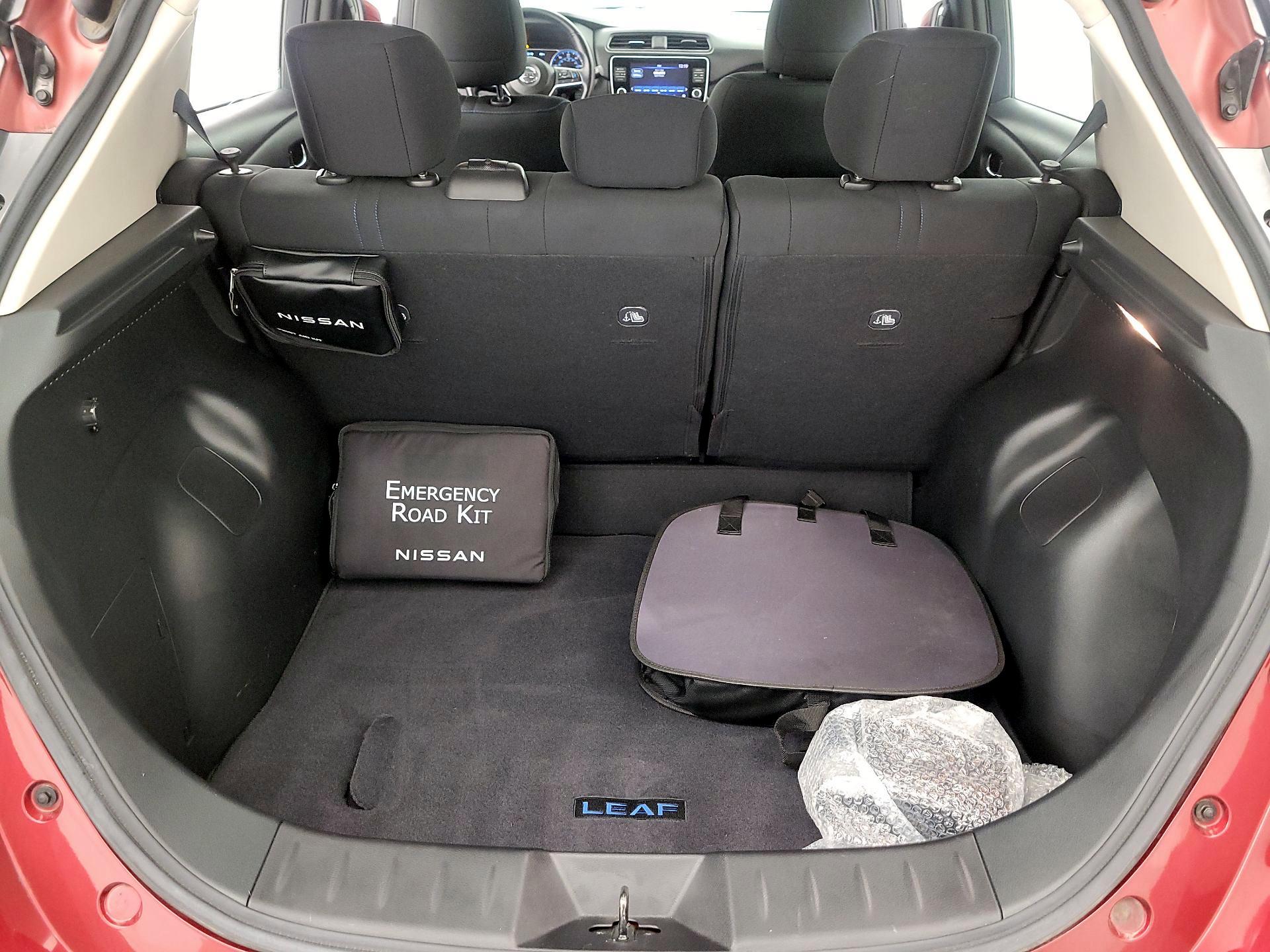 Thumbnail: 2022 Nissan Leaf - 19