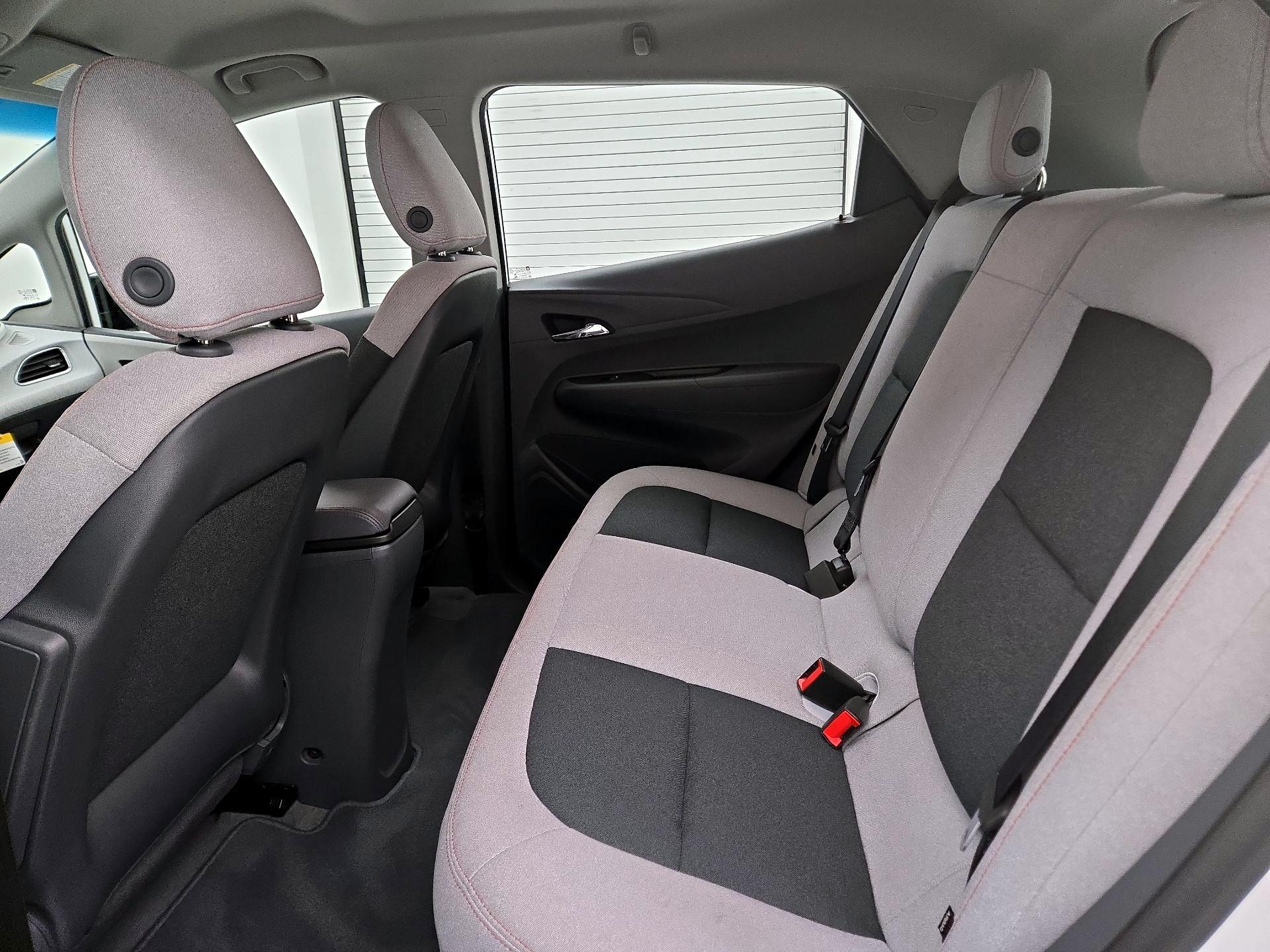 Thumbnail: 2021 Chevrolet Bolt EV - 18