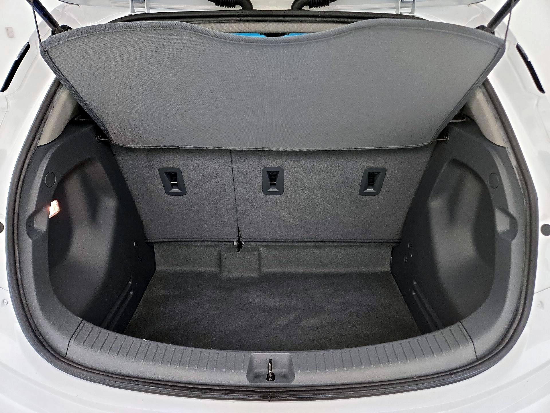 Thumbnail: 2021 Chevrolet Bolt EV - 19