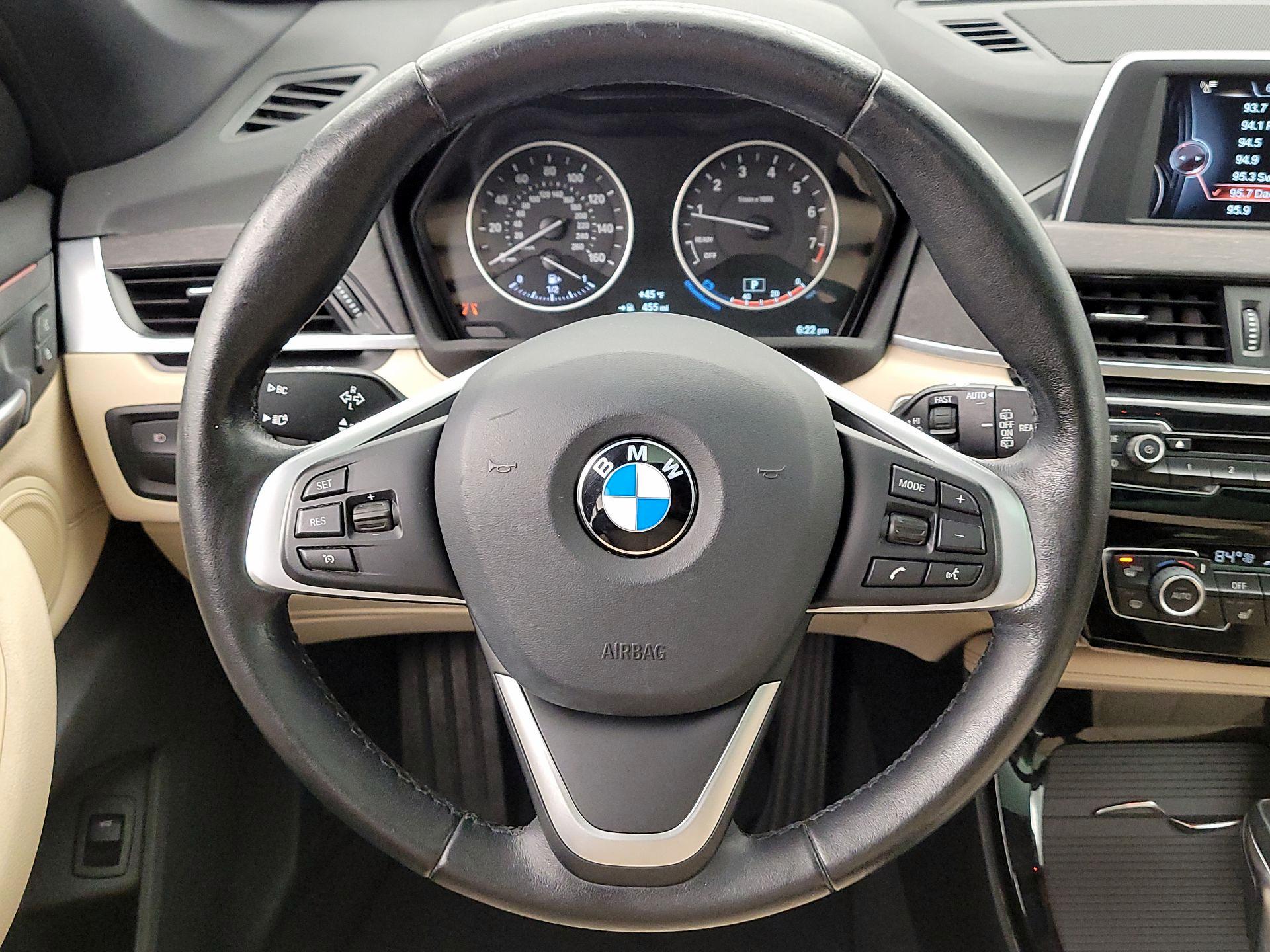 Thumbnail: 2016 BMW X1 - 10