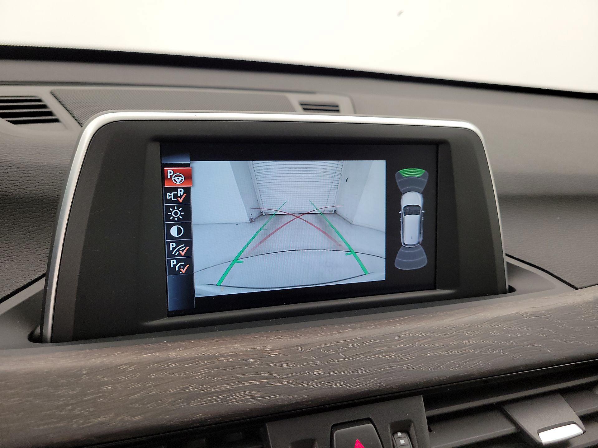 Thumbnail: 2016 BMW X1 - 15