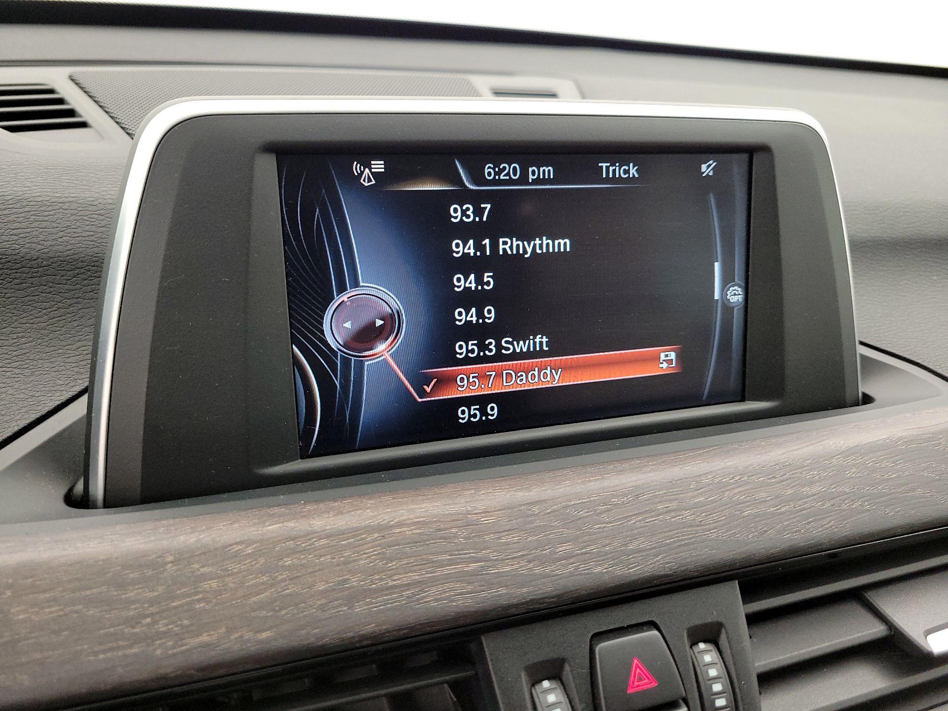 Thumbnail: 2016 BMW X1 - 16