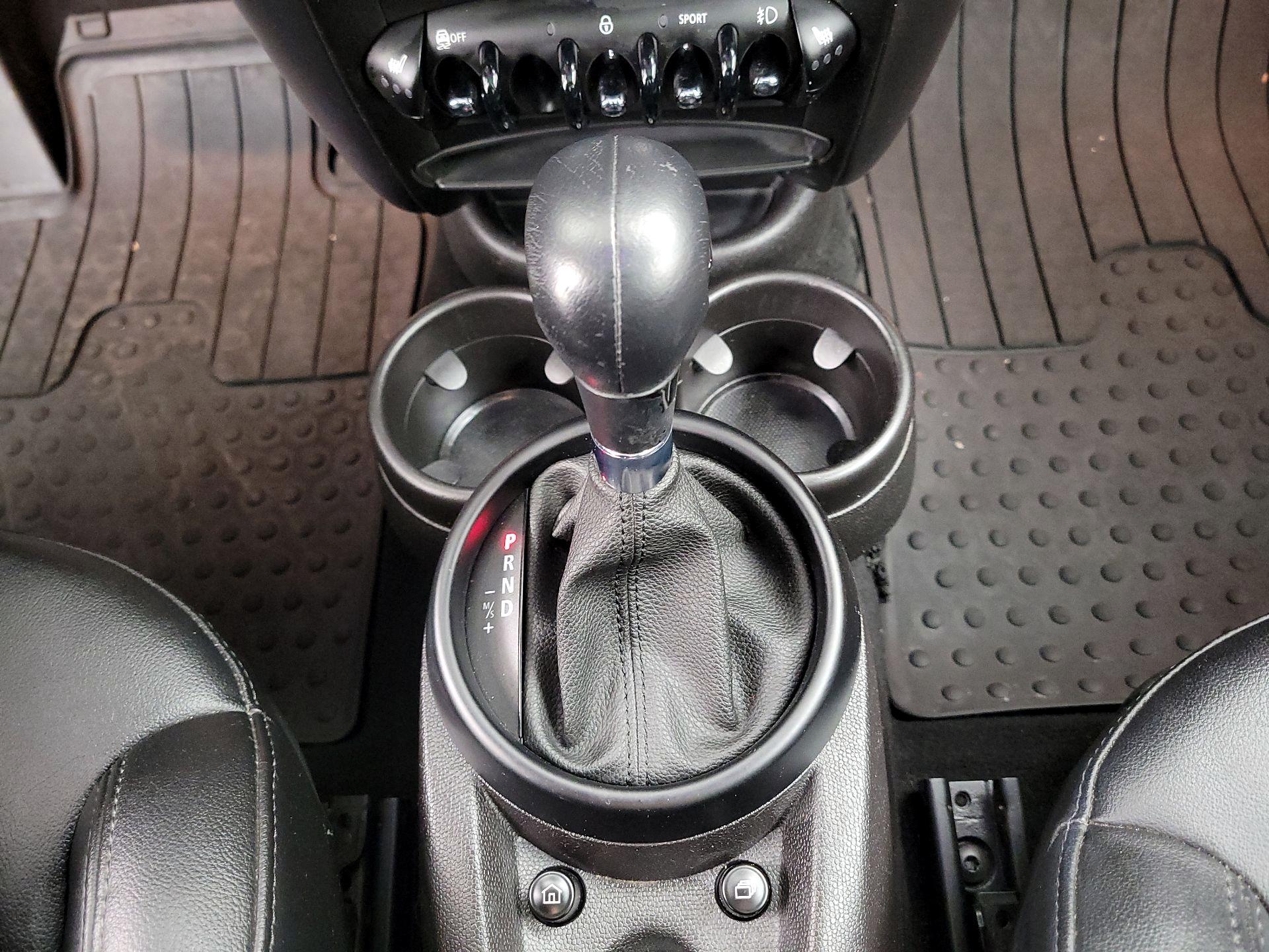 Thumbnail: 2016 MINI Cooper Countryman - 15