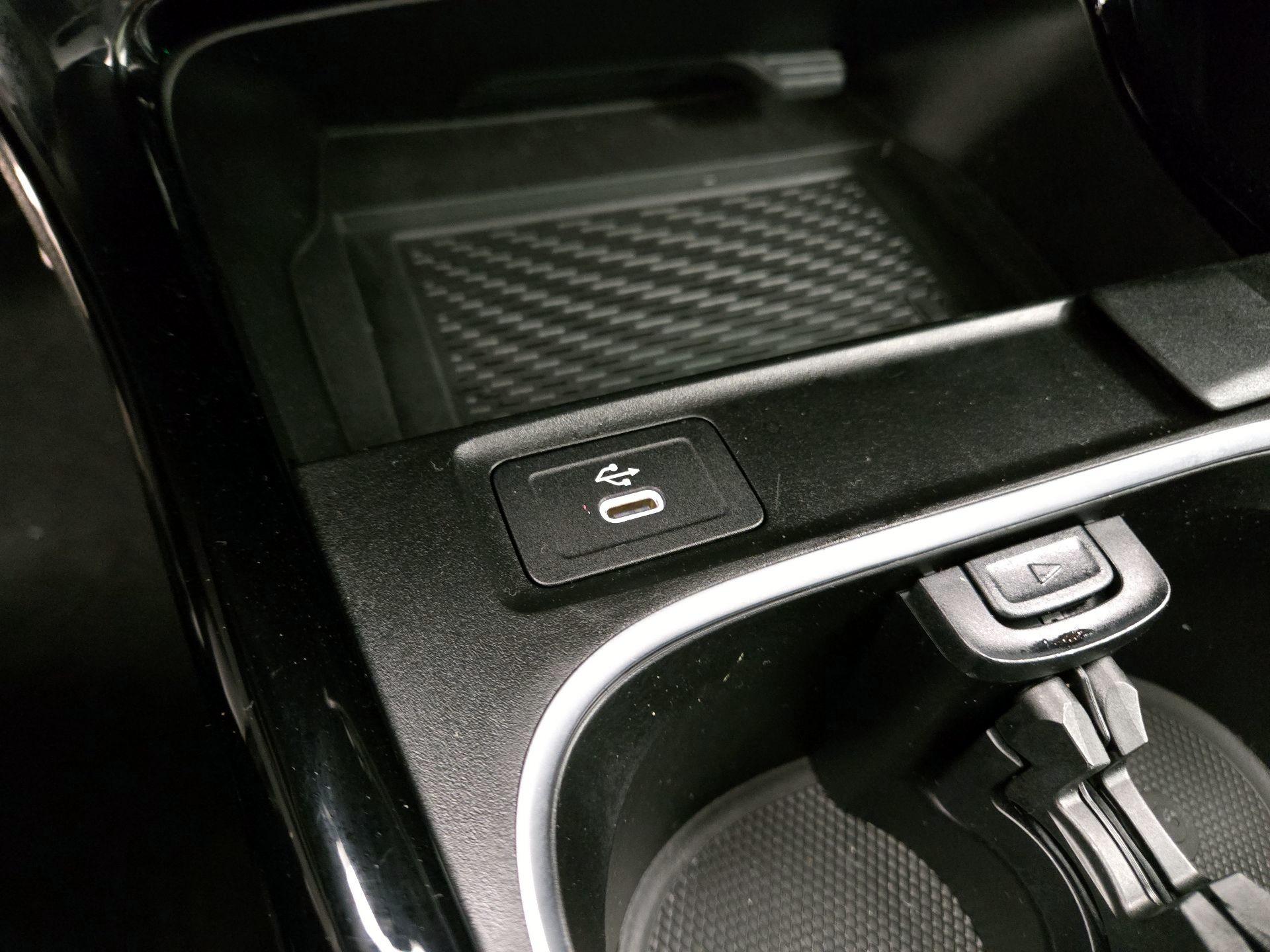 Thumbnail: 2025 Mercedes-Benz CLA - 18