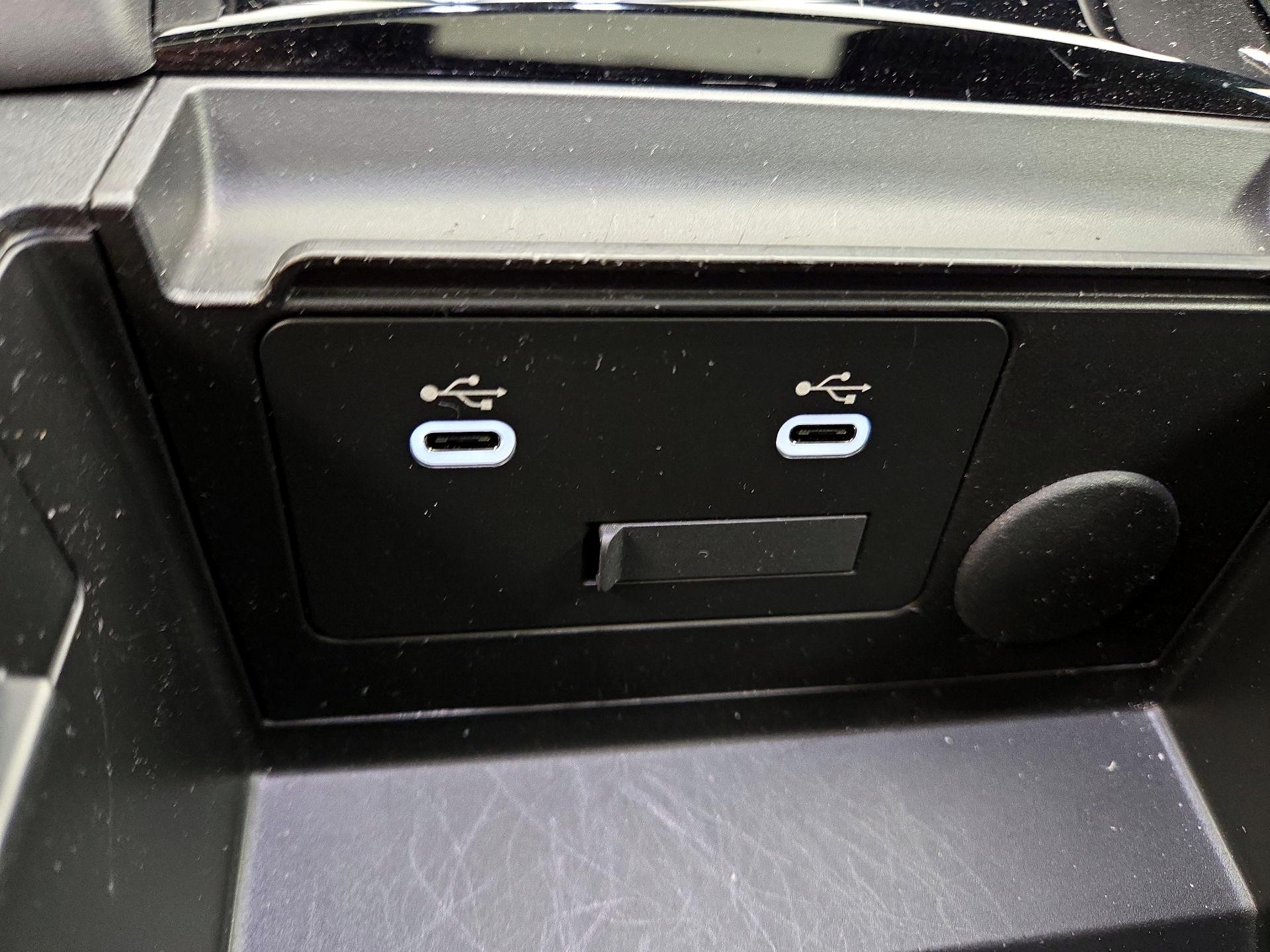 Thumbnail: 2024 Mazda Mazda3 - 18