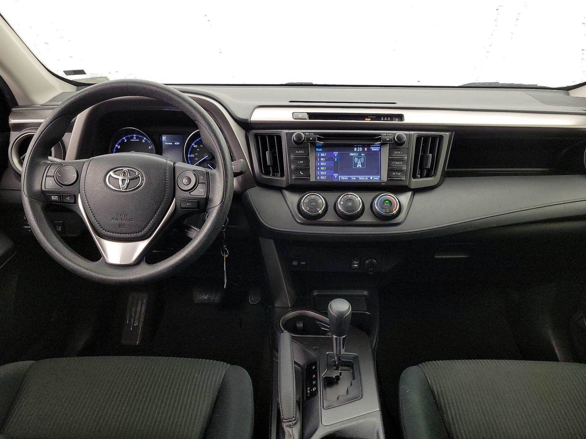 Thumbnail: 2018 Toyota RAV4 - 9