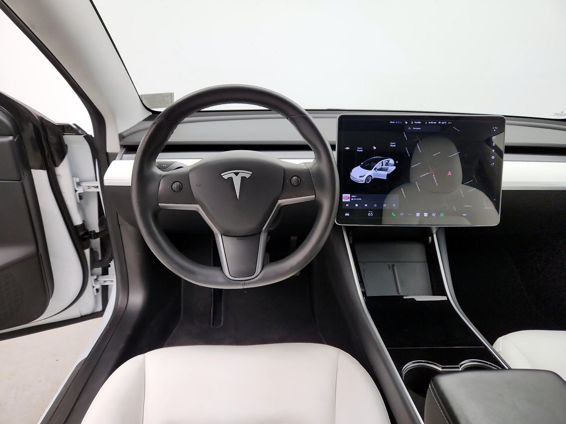 Thumbnail: 2020 Tesla Model 3 - 10