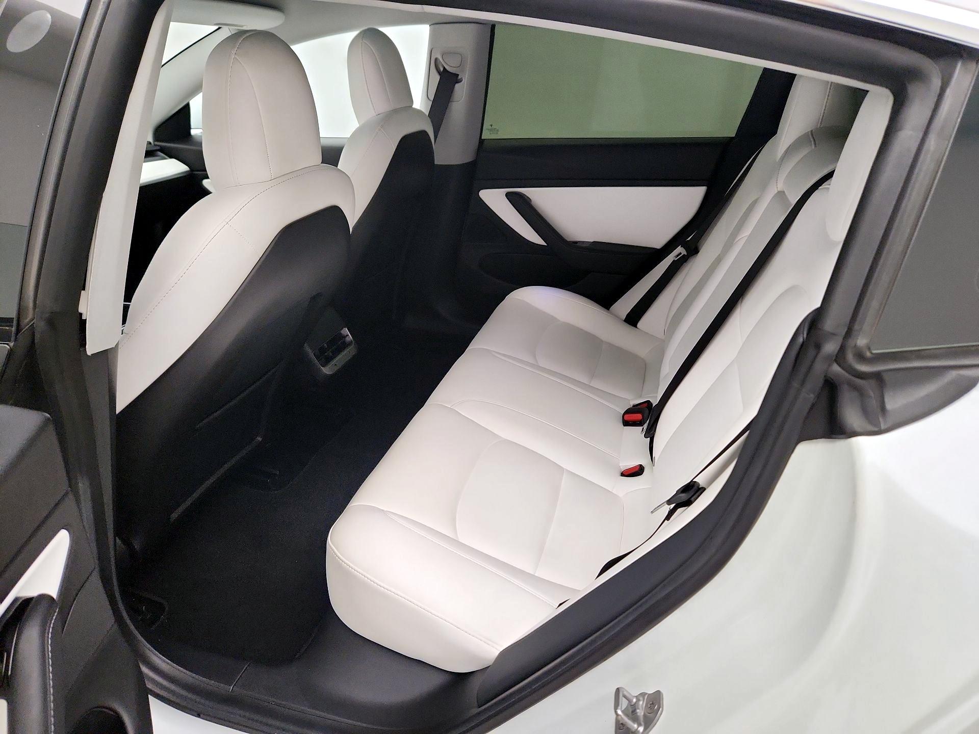 Thumbnail: 2020 Tesla Model 3 - 19