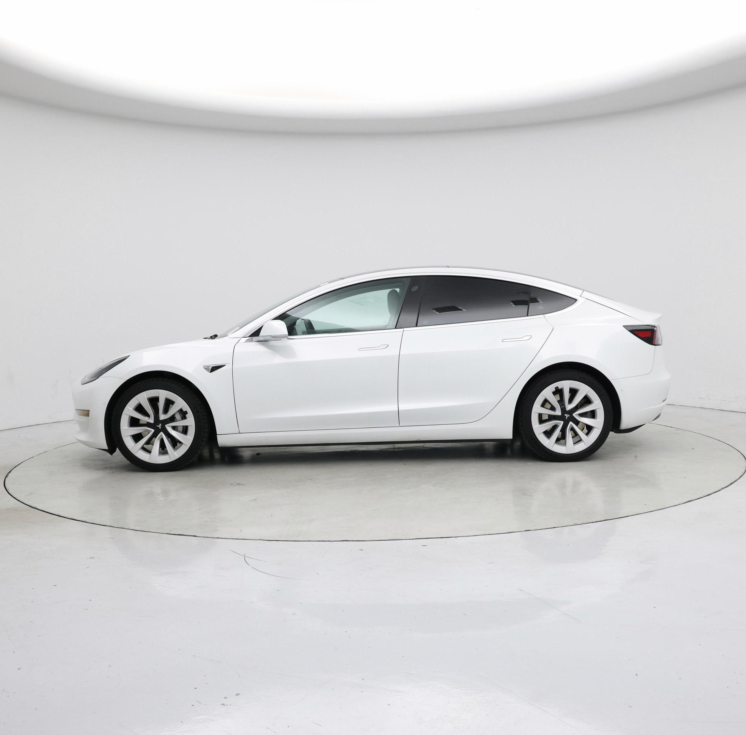Thumbnail: 2020 Tesla Model 3 - 3