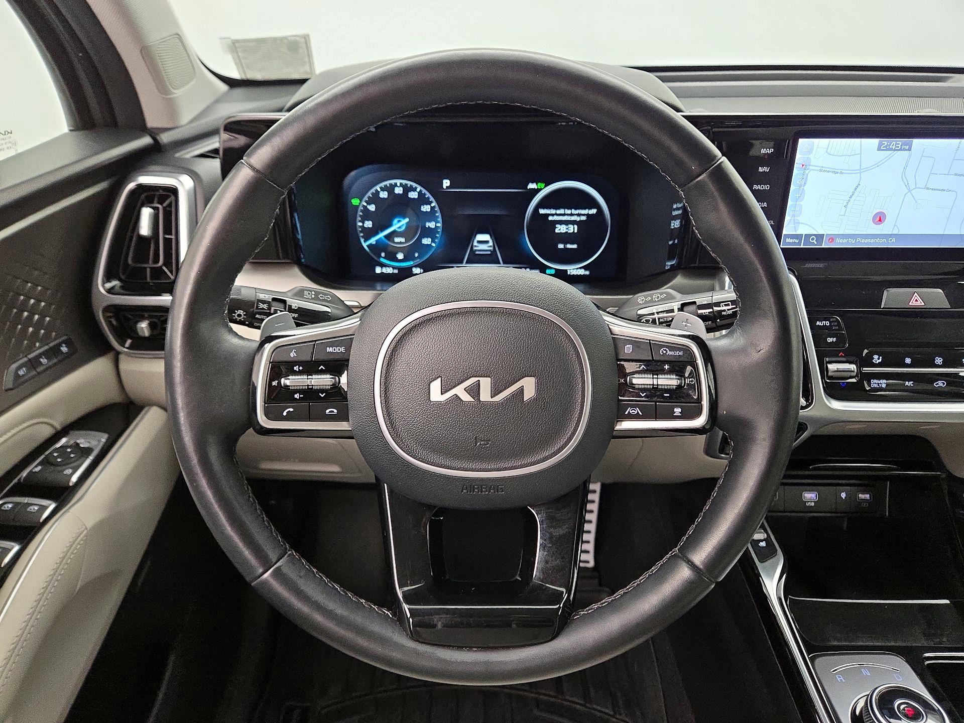 Thumbnail: 2023 Kia Sorento - 10