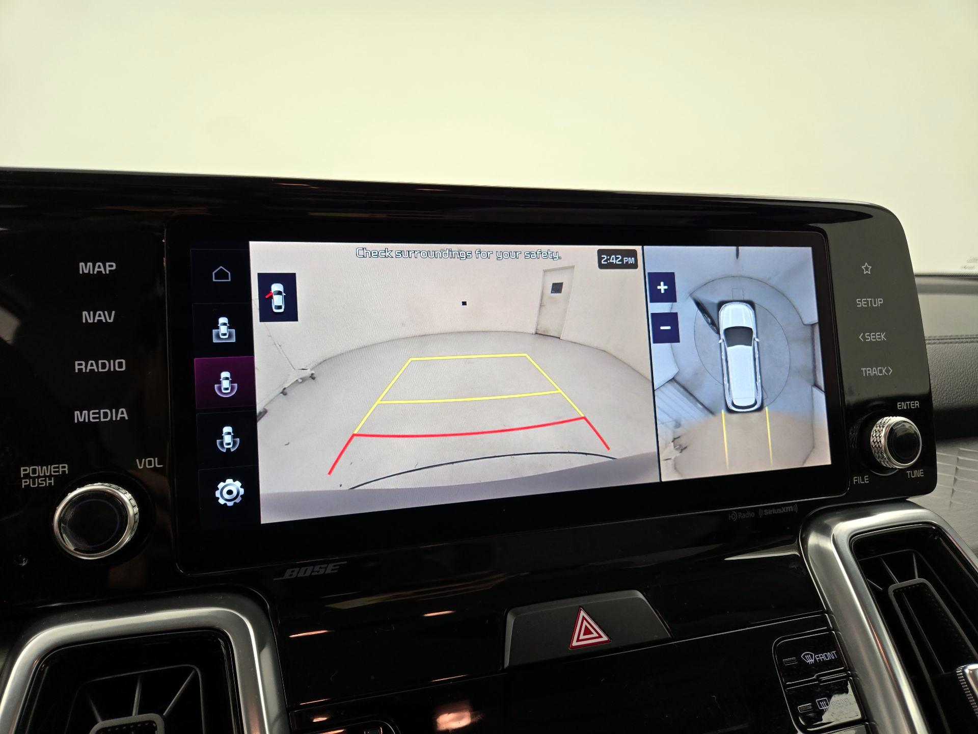 Thumbnail: 2023 Kia Sorento - 15