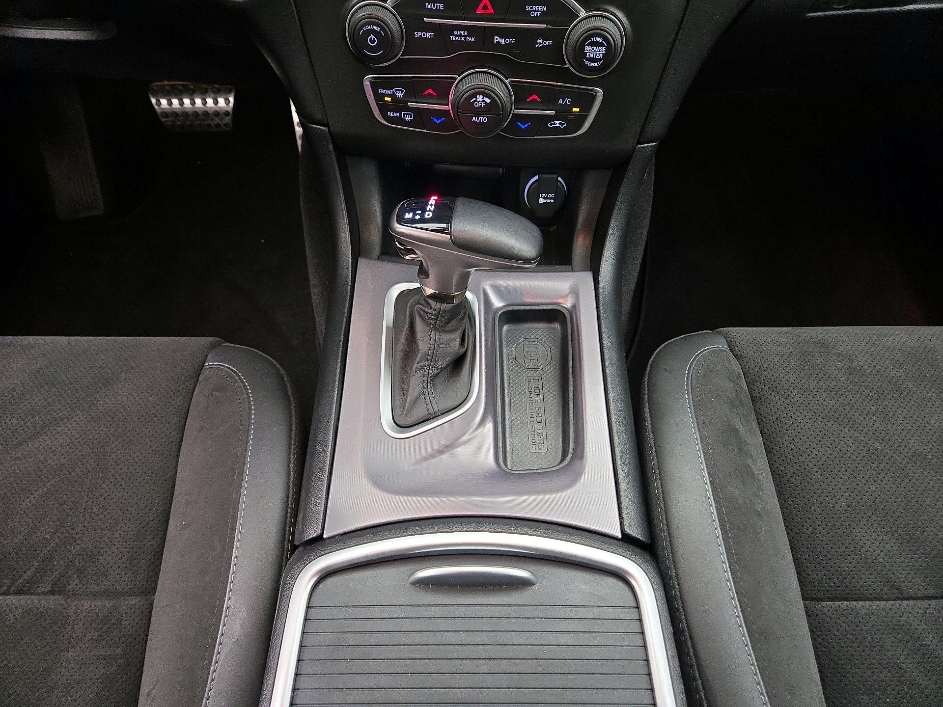 Thumbnail: 2022 Dodge Charger - 17